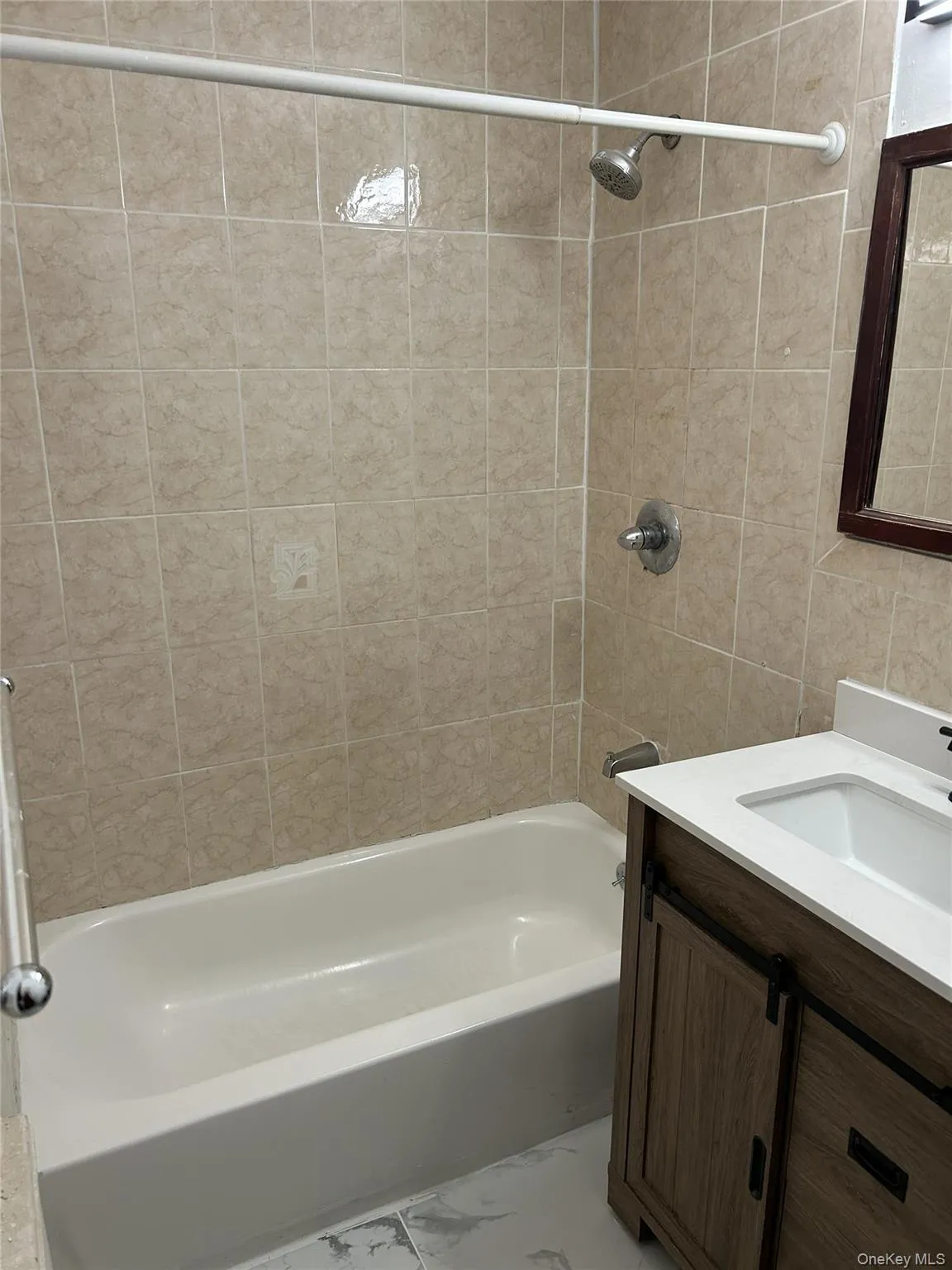3627 Marolla Place, New York, NY, 3 Bedrooms Bedrooms, 5 Rooms Rooms,1 BathroomBathrooms,Residential Lease,For Rent,Marolla Place,0,976286 3627 Marolla Place, New York, NY, 3 Bedrooms Bedrooms, 5 Rooms Rooms,1 BathroomBathrooms,Residential Lease,For Rent,Marolla Place,0,976286