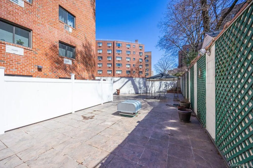141-16 84th Drive, New York, NY, 2 Bedrooms Bedrooms, 4 Rooms Rooms,2 BathroomsBathrooms,Residential,For Rent,84th,0,976292 141-16 84th Drive, New York, NY, 2 Bedrooms Bedrooms, 4 Rooms Rooms,2 BathroomsBathrooms,Residential,For Rent,84th,0,976292
