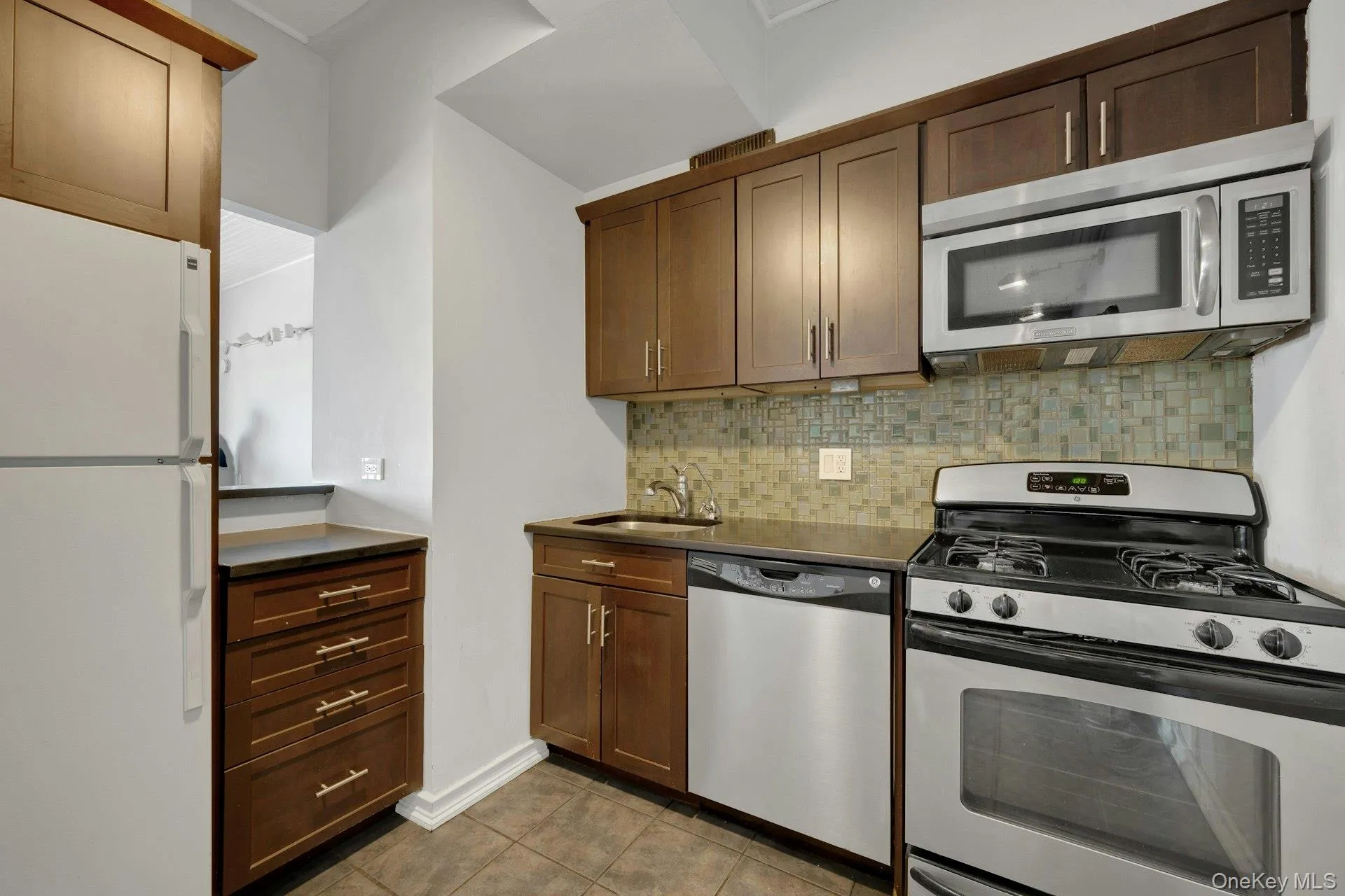 1 Landmark Square, Rye Town, NY, 1 Bedroom Bedrooms, 3 Rooms Rooms,1 BathroomBathrooms,Residential,For Rent,Landmark,0,976305 1 Landmark Square, Rye Town, NY, 1 Bedroom Bedrooms, 3 Rooms Rooms,1 BathroomBathrooms,Residential,For Rent,Landmark,0,976305