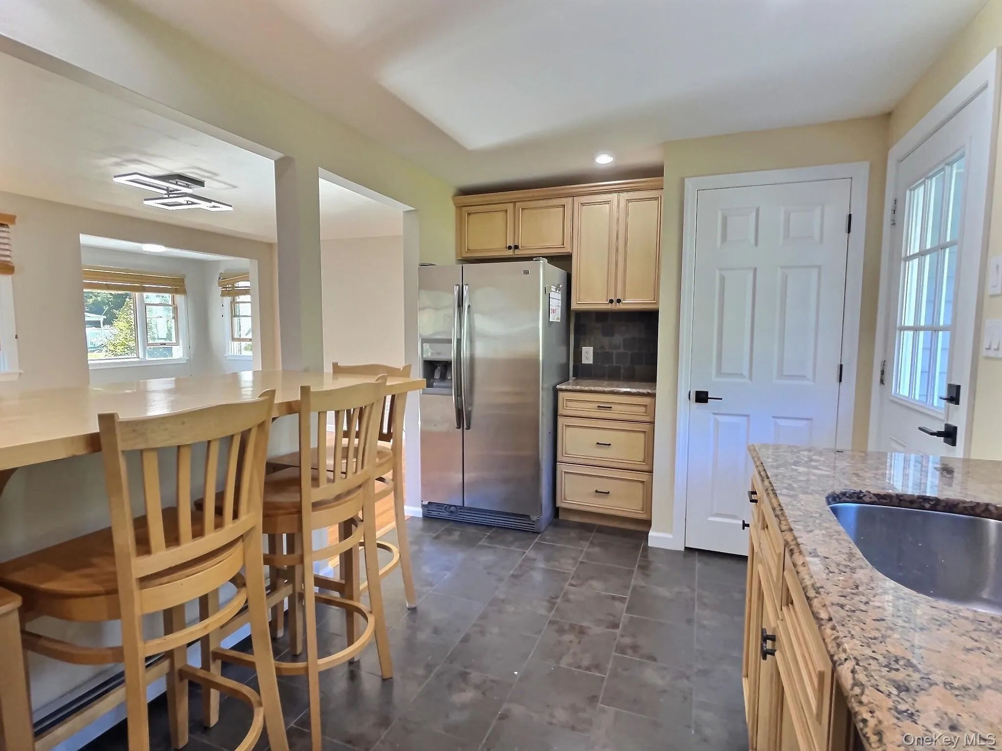 31 Grove Street, Islip, NY, 2 Bedrooms Bedrooms, 5 Rooms Rooms,1 BathroomBathrooms,Residential Lease,For Rent,Grove,0,976326 31 Grove Street, Islip, NY, 2 Bedrooms Bedrooms, 5 Rooms Rooms,1 BathroomBathrooms,Residential Lease,For Rent,Grove,0,976326