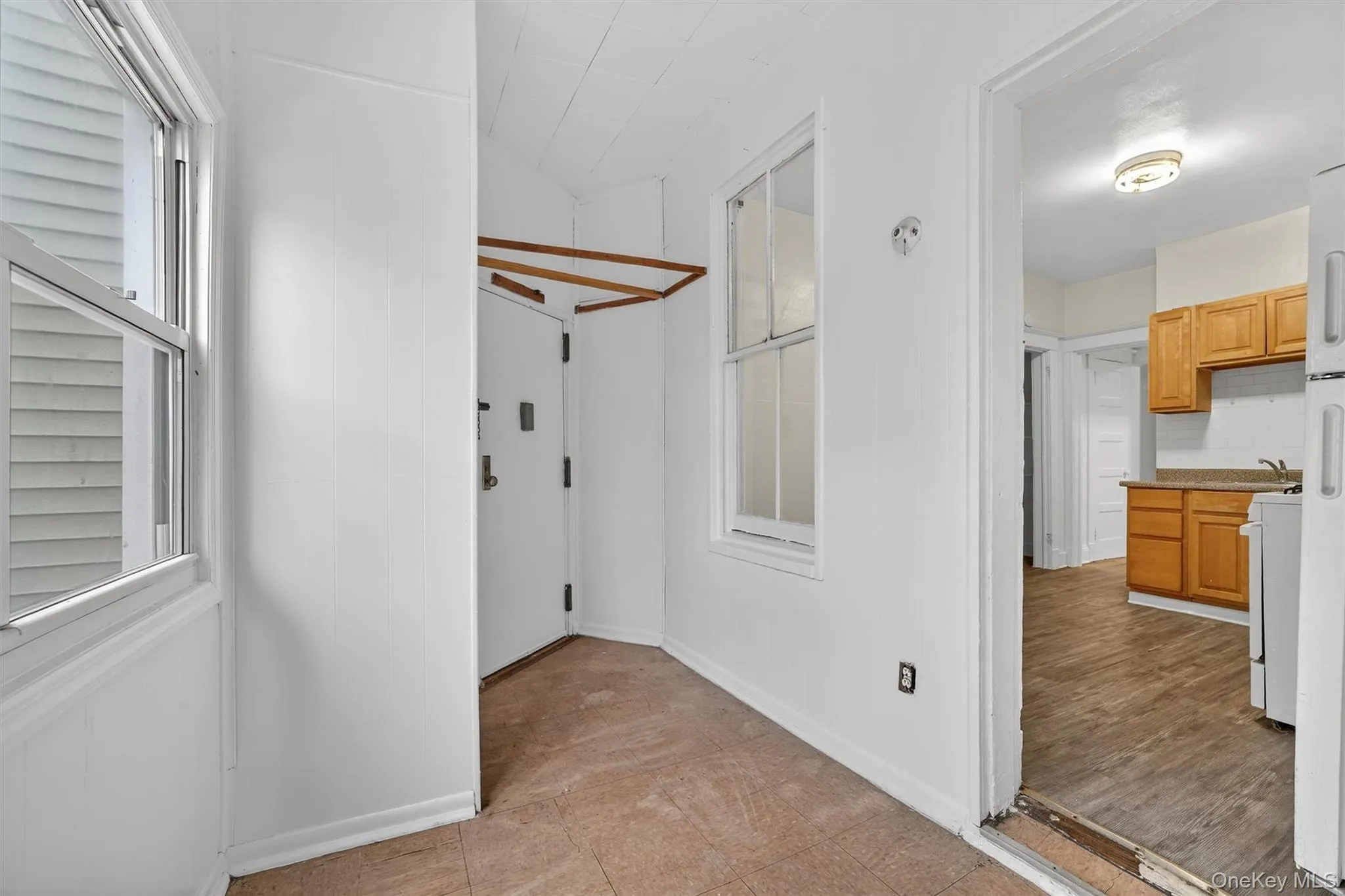 Bonus Room with View of Kitchn Bonus Room with View of Kitchn