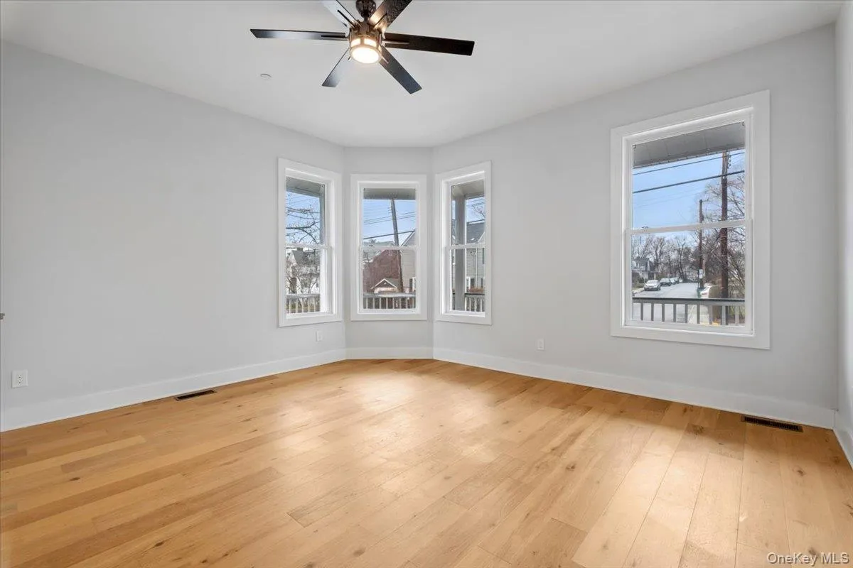 56 Wildey Street, Greenburgh, NY, 2 Bedrooms Bedrooms, 5 Rooms Rooms,1 BathroomBathrooms,Residential Lease,For Rent,Wildey,0,976358 56 Wildey Street, Greenburgh, NY, 2 Bedrooms Bedrooms, 5 Rooms Rooms,1 BathroomBathrooms,Residential Lease,For Rent,Wildey,0,976358