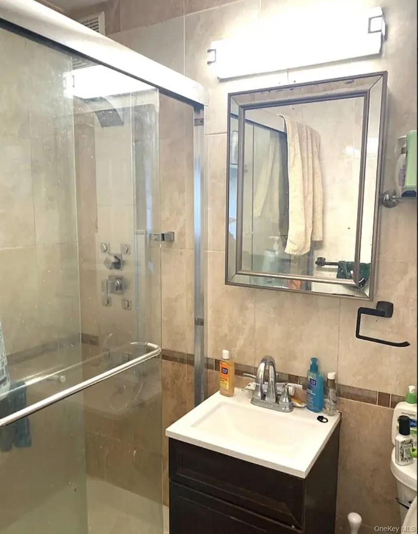 102-30 66th Road, New York, NY, 2 Bedrooms Bedrooms, 4 Rooms Rooms,1 BathroomBathrooms,Residential Lease,For Rent,66th,0,976374 102-30 66th Road, New York, NY, 2 Bedrooms Bedrooms, 4 Rooms Rooms,1 BathroomBathrooms,Residential Lease,For Rent,66th,0,976374