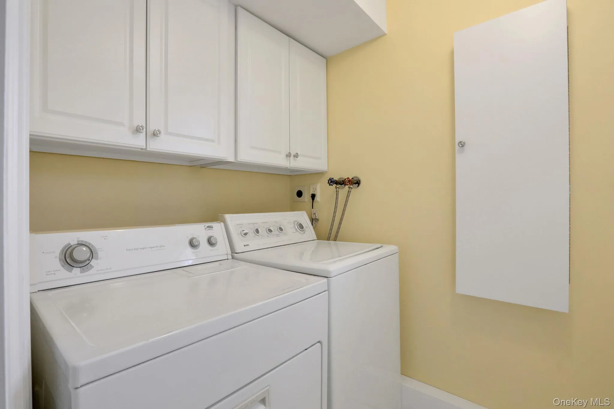 411 Albany Avenue, Kingston, NY, ,Commercial Lease,For Rent,Albany,0,976377 411 Albany Avenue, Kingston, NY, ,Commercial Lease,For Rent,Albany,0,976377