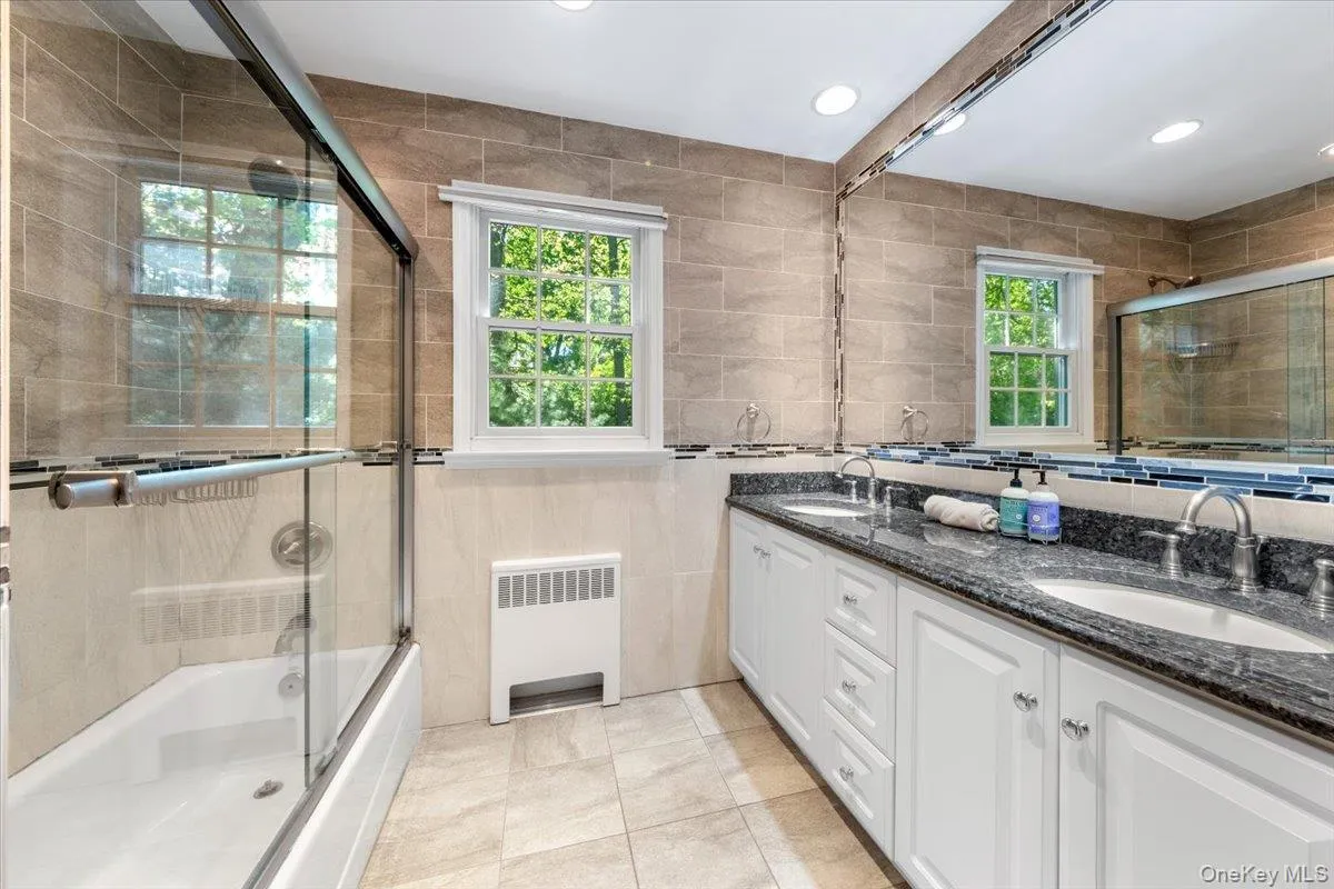 Hall bath double vanity Hall bath double vanity