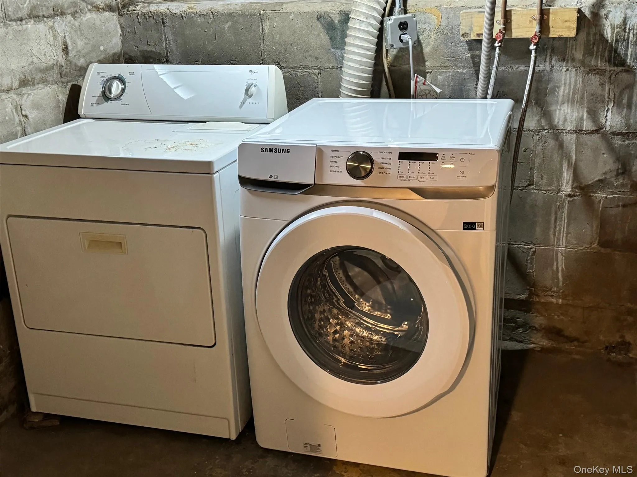 22 1st Street, Brookhaven, NY, 2 Bedrooms Bedrooms, 5 Rooms Rooms,1 BathroomBathrooms,Residential Lease,For Rent,1st,0,976388 22 1st Street, Brookhaven, NY, 2 Bedrooms Bedrooms, 5 Rooms Rooms,1 BathroomBathrooms,Residential Lease,For Rent,1st,0,976388