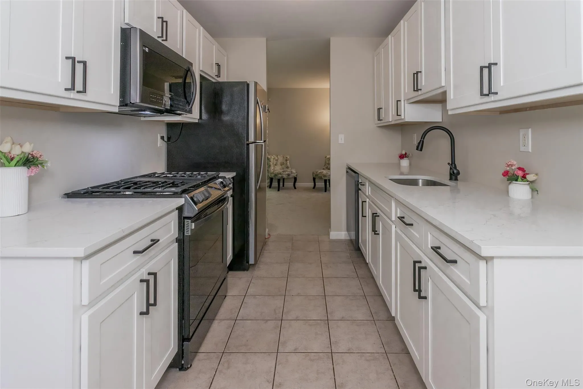 423 Kings Highway, Warwick (town), NY, 3 Bedrooms Bedrooms, 8 Rooms Rooms,1 BathroomBathrooms,Residential Lease,For Rent,Kings,0,976391 423 Kings Highway, Warwick (town), NY, 3 Bedrooms Bedrooms, 8 Rooms Rooms,1 BathroomBathrooms,Residential Lease,For Rent,Kings,0,976391