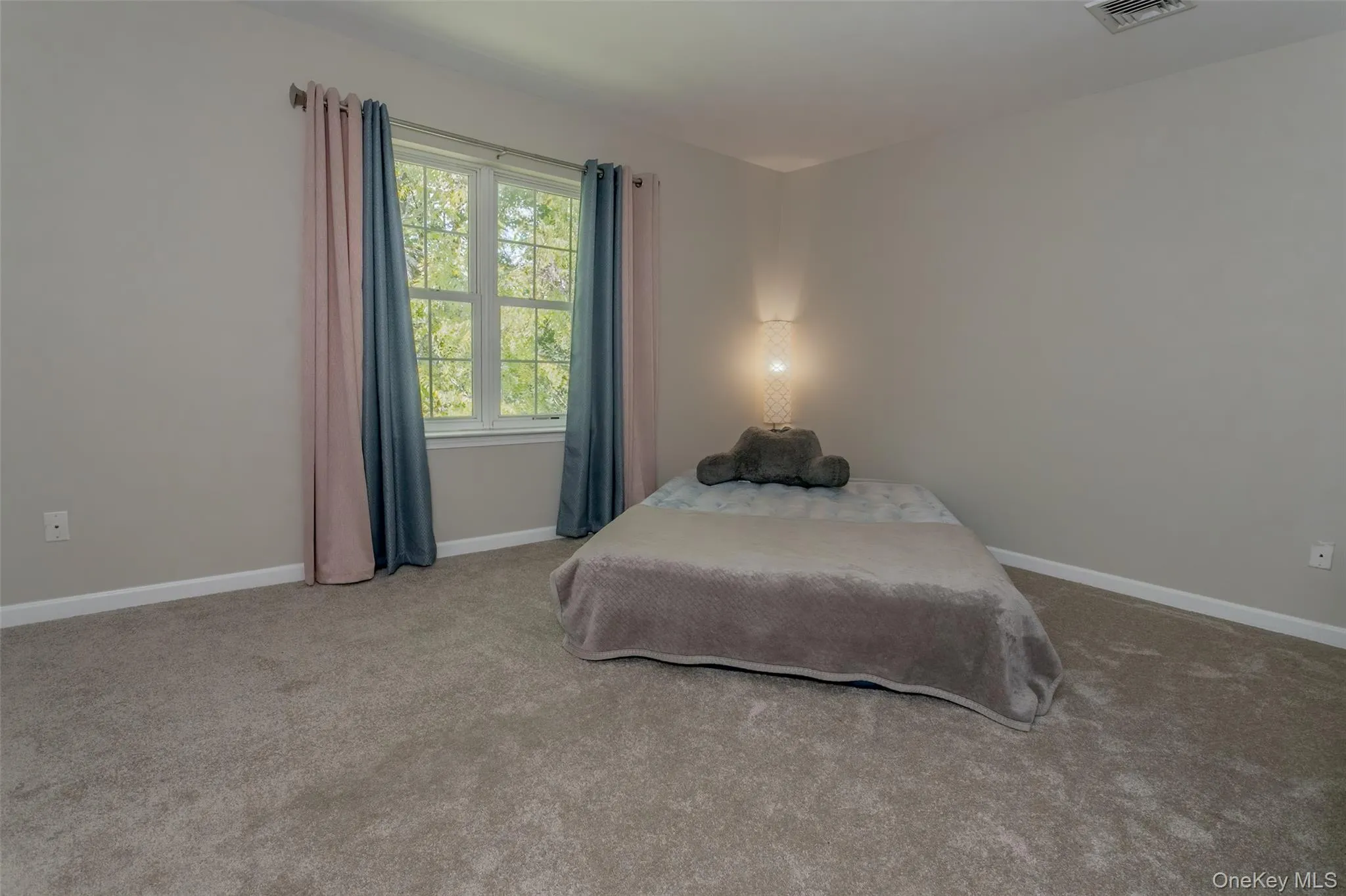 423 Kings Highway, Warwick (town), NY, 3 Bedrooms Bedrooms, 8 Rooms Rooms,1 BathroomBathrooms,Residential Lease,For Rent,Kings,0,976391 423 Kings Highway, Warwick (town), NY, 3 Bedrooms Bedrooms, 8 Rooms Rooms,1 BathroomBathrooms,Residential Lease,For Rent,Kings,0,976391