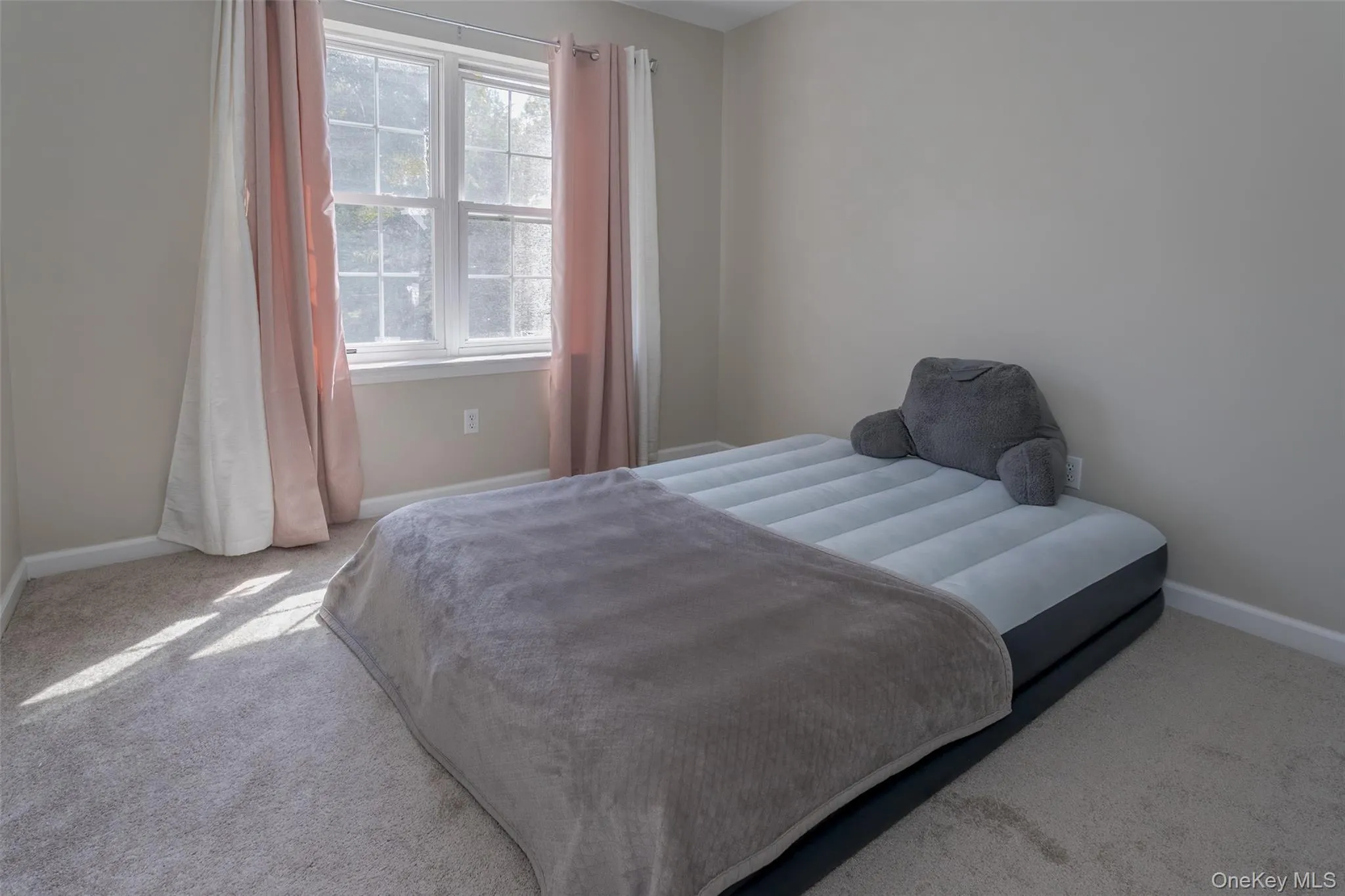 423 Kings Highway, Warwick (town), NY, 3 Bedrooms Bedrooms, 8 Rooms Rooms,1 BathroomBathrooms,Residential Lease,For Rent,Kings,0,976391 423 Kings Highway, Warwick (town), NY, 3 Bedrooms Bedrooms, 8 Rooms Rooms,1 BathroomBathrooms,Residential Lease,For Rent,Kings,0,976391