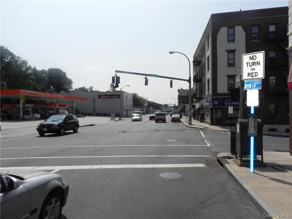 675 Main Street, New Rochelle, NY, 1 Bedroom Bedrooms, 3 Rooms Rooms,1 BathroomBathrooms,Residential Lease,For Rent,Main,0,976407 675 Main Street, New Rochelle, NY, 1 Bedroom Bedrooms, 3 Rooms Rooms,1 BathroomBathrooms,Residential Lease,For Rent,Main,0,976407