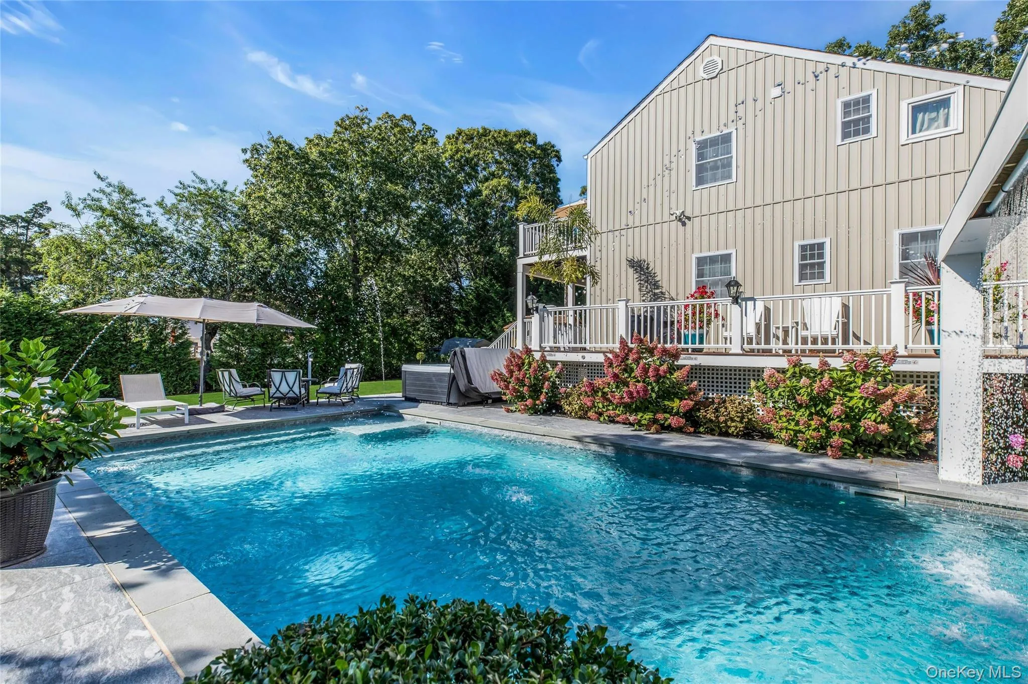 35 Grant Boulevard, Southampton, NY, 4 Bedrooms Bedrooms, 6 Rooms Rooms,3 BathroomsBathrooms,Residential Lease,For Rent,Grant,0,976419 35 Grant Boulevard, Southampton, NY, 4 Bedrooms Bedrooms, 6 Rooms Rooms,3 BathroomsBathrooms,Residential Lease,For Rent,Grant,0,976419