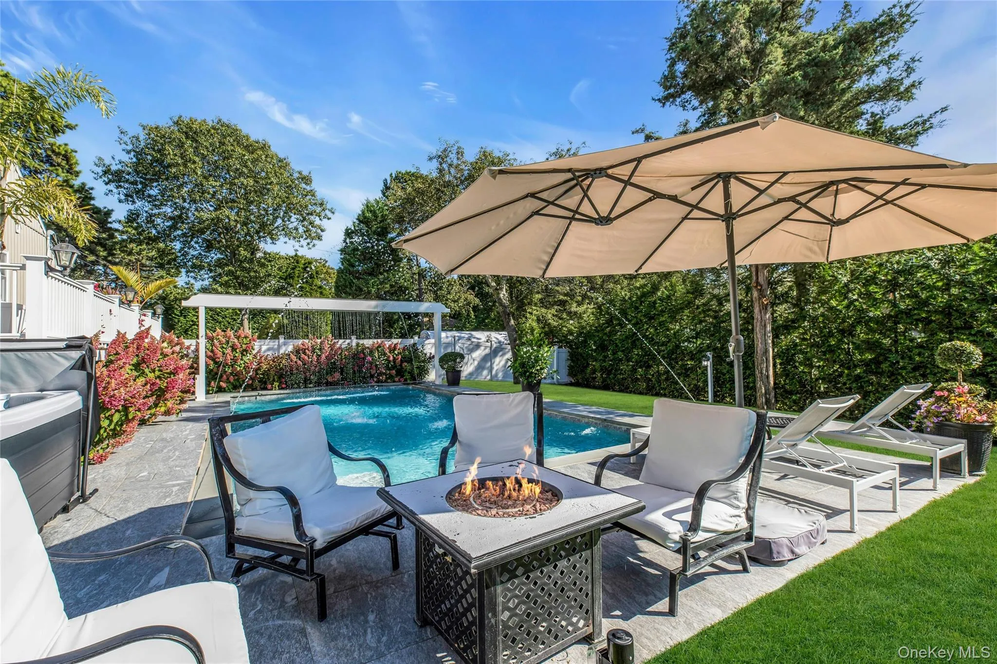 35 Grant Boulevard, Southampton, NY, 4 Bedrooms Bedrooms, 6 Rooms Rooms,3 BathroomsBathrooms,Residential Lease,For Rent,Grant,0,976419 35 Grant Boulevard, Southampton, NY, 4 Bedrooms Bedrooms, 6 Rooms Rooms,3 BathroomsBathrooms,Residential Lease,For Rent,Grant,0,976419