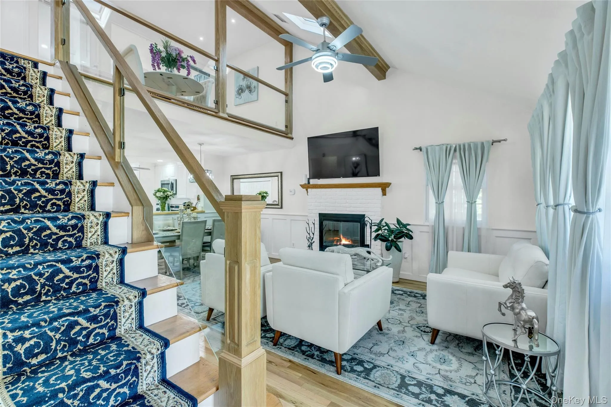 35 Grant Boulevard, Southampton, NY, 4 Bedrooms Bedrooms, 6 Rooms Rooms,3 BathroomsBathrooms,Residential Lease,For Rent,Grant,0,976419 35 Grant Boulevard, Southampton, NY, 4 Bedrooms Bedrooms, 6 Rooms Rooms,3 BathroomsBathrooms,Residential Lease,For Rent,Grant,0,976419