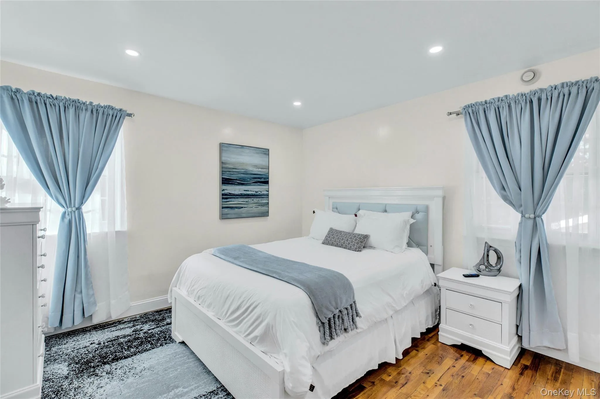 35 Grant Boulevard, Southampton, NY, 4 Bedrooms Bedrooms, 6 Rooms Rooms,3 BathroomsBathrooms,Residential Lease,For Rent,Grant,0,976419 35 Grant Boulevard, Southampton, NY, 4 Bedrooms Bedrooms, 6 Rooms Rooms,3 BathroomsBathrooms,Residential Lease,For Rent,Grant,0,976419