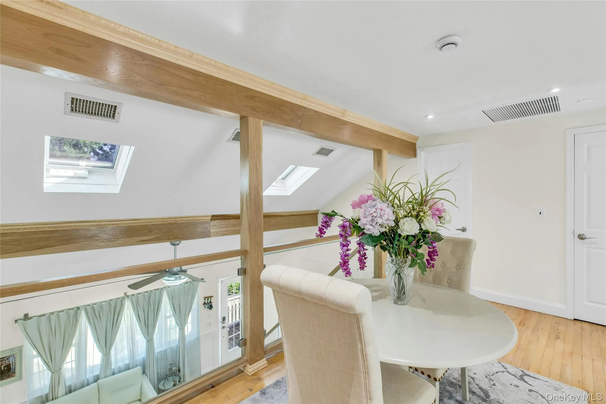 35 Grant Boulevard, Southampton, NY, 4 Bedrooms Bedrooms, 6 Rooms Rooms,3 BathroomsBathrooms,Residential Lease,For Rent,Grant,0,976419 35 Grant Boulevard, Southampton, NY, 4 Bedrooms Bedrooms, 6 Rooms Rooms,3 BathroomsBathrooms,Residential Lease,For Rent,Grant,0,976419