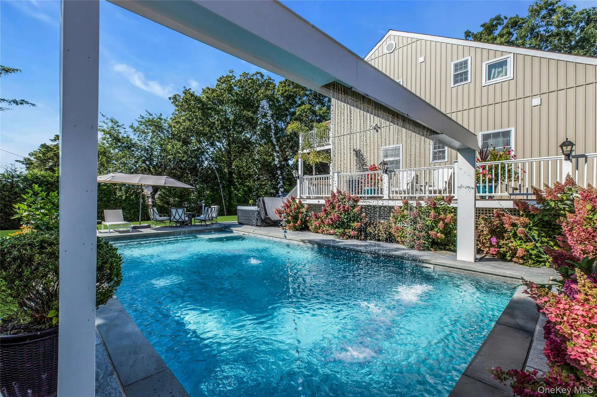 35 Grant Boulevard, Southampton, NY, 4 Bedrooms Bedrooms, 6 Rooms Rooms,3 BathroomsBathrooms,Residential Lease,For Rent,Grant,0,976419 35 Grant Boulevard, Southampton, NY, 4 Bedrooms Bedrooms, 6 Rooms Rooms,3 BathroomsBathrooms,Residential Lease,For Rent,Grant,0,976419