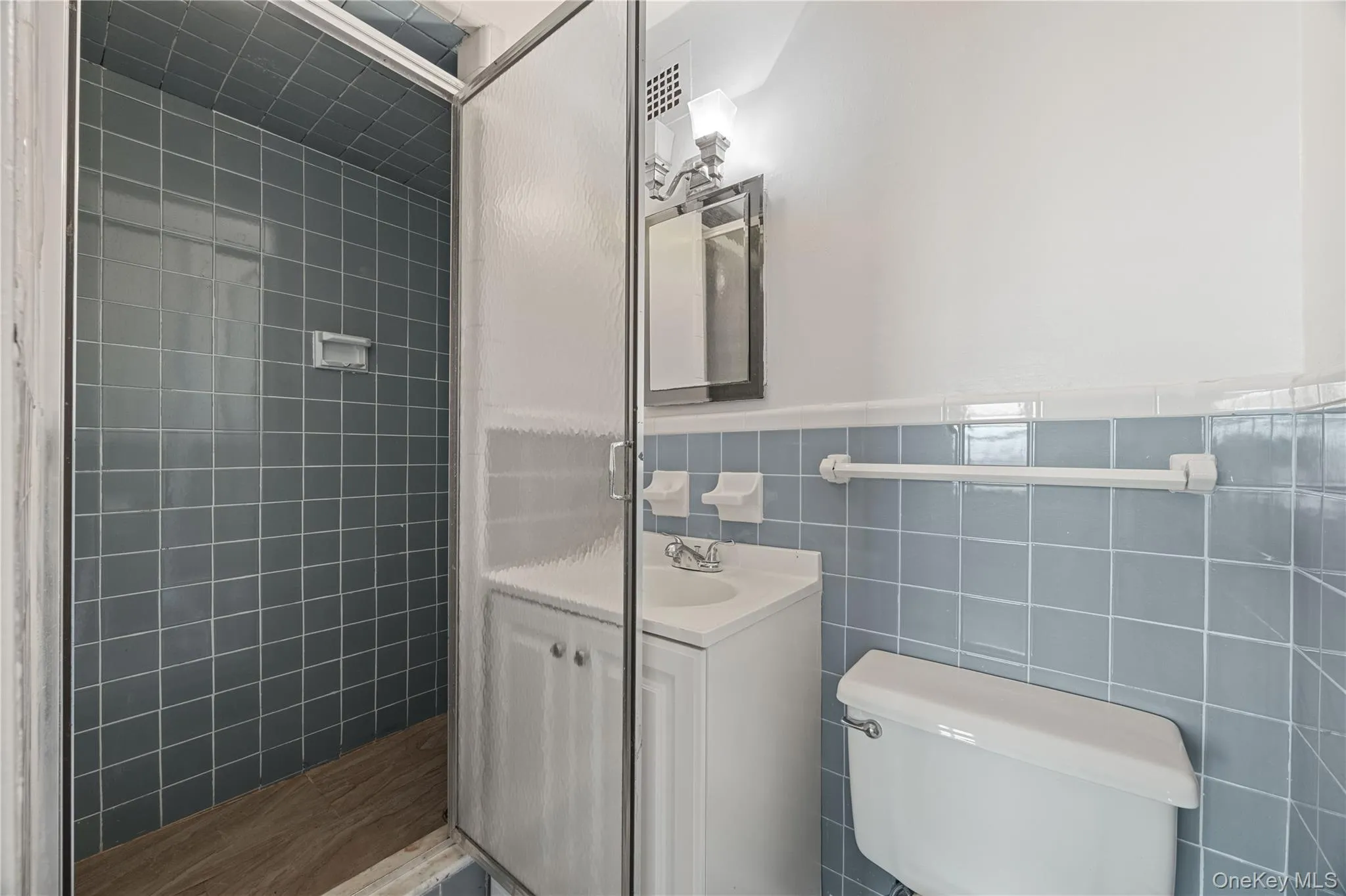2835 Webb Avenue, New York, NY, 2 Bedrooms Bedrooms, ,2 BathroomsBathrooms,Residential,For Rent,Webb,0,976439 2835 Webb Avenue, New York, NY, 2 Bedrooms Bedrooms, ,2 BathroomsBathrooms,Residential,For Rent,Webb,0,976439