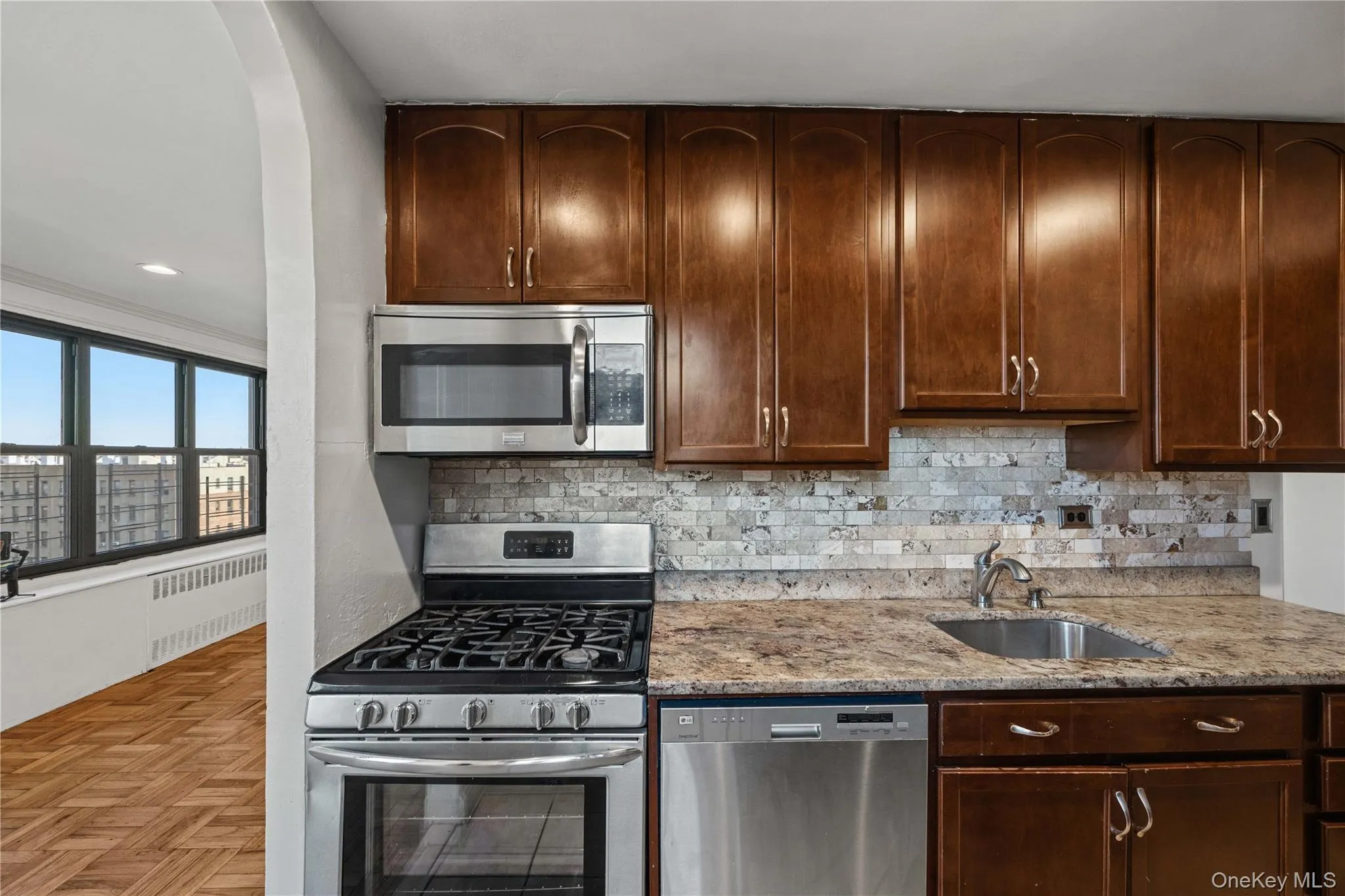 2835 Webb Avenue, New York, NY, 2 Bedrooms Bedrooms, ,2 BathroomsBathrooms,Residential,For Rent,Webb,0,976439 2835 Webb Avenue, New York, NY, 2 Bedrooms Bedrooms, ,2 BathroomsBathrooms,Residential,For Rent,Webb,0,976439
