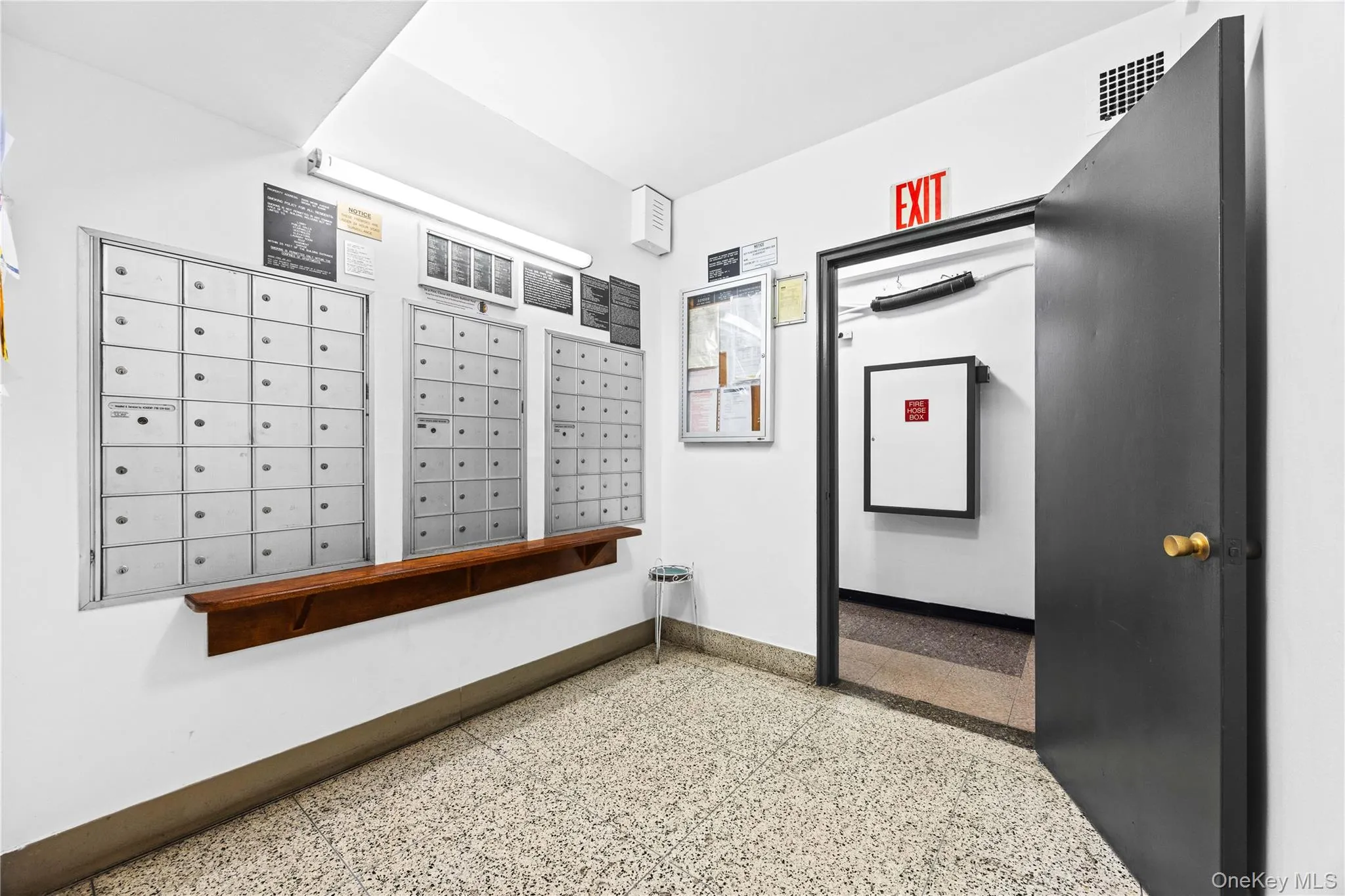 2835 Webb Avenue, New York, NY, 2 Bedrooms Bedrooms, ,2 BathroomsBathrooms,Residential,For Rent,Webb,0,976439 2835 Webb Avenue, New York, NY, 2 Bedrooms Bedrooms, ,2 BathroomsBathrooms,Residential,For Rent,Webb,0,976439