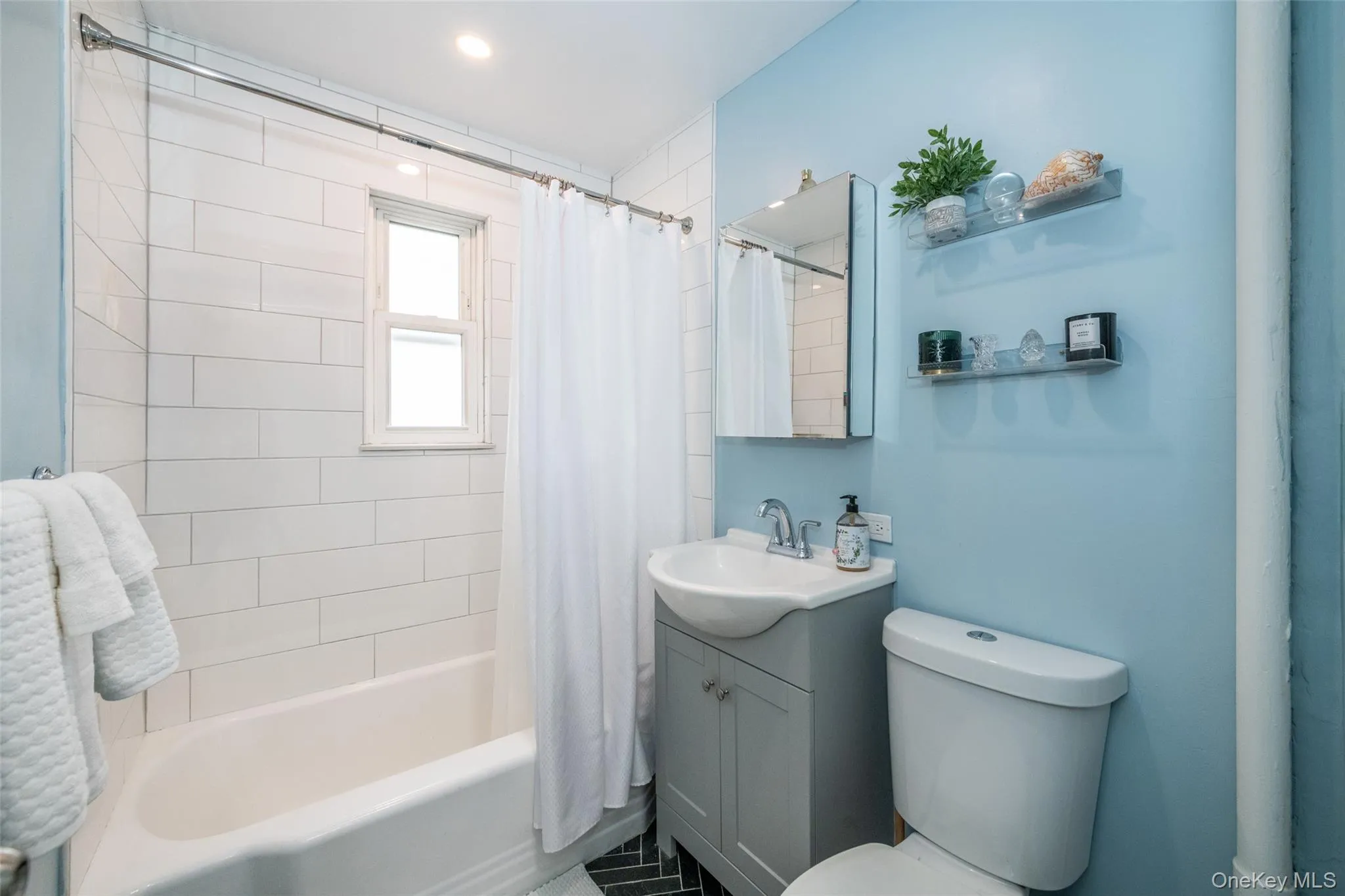 450 Pelham Road, New Rochelle, NY, 1 Bedroom Bedrooms, 4 Rooms Rooms,1 BathroomBathrooms,Residential,For Rent,Pelham,0,976440 450 Pelham Road, New Rochelle, NY, 1 Bedroom Bedrooms, 4 Rooms Rooms,1 BathroomBathrooms,Residential,For Rent,Pelham,0,976440