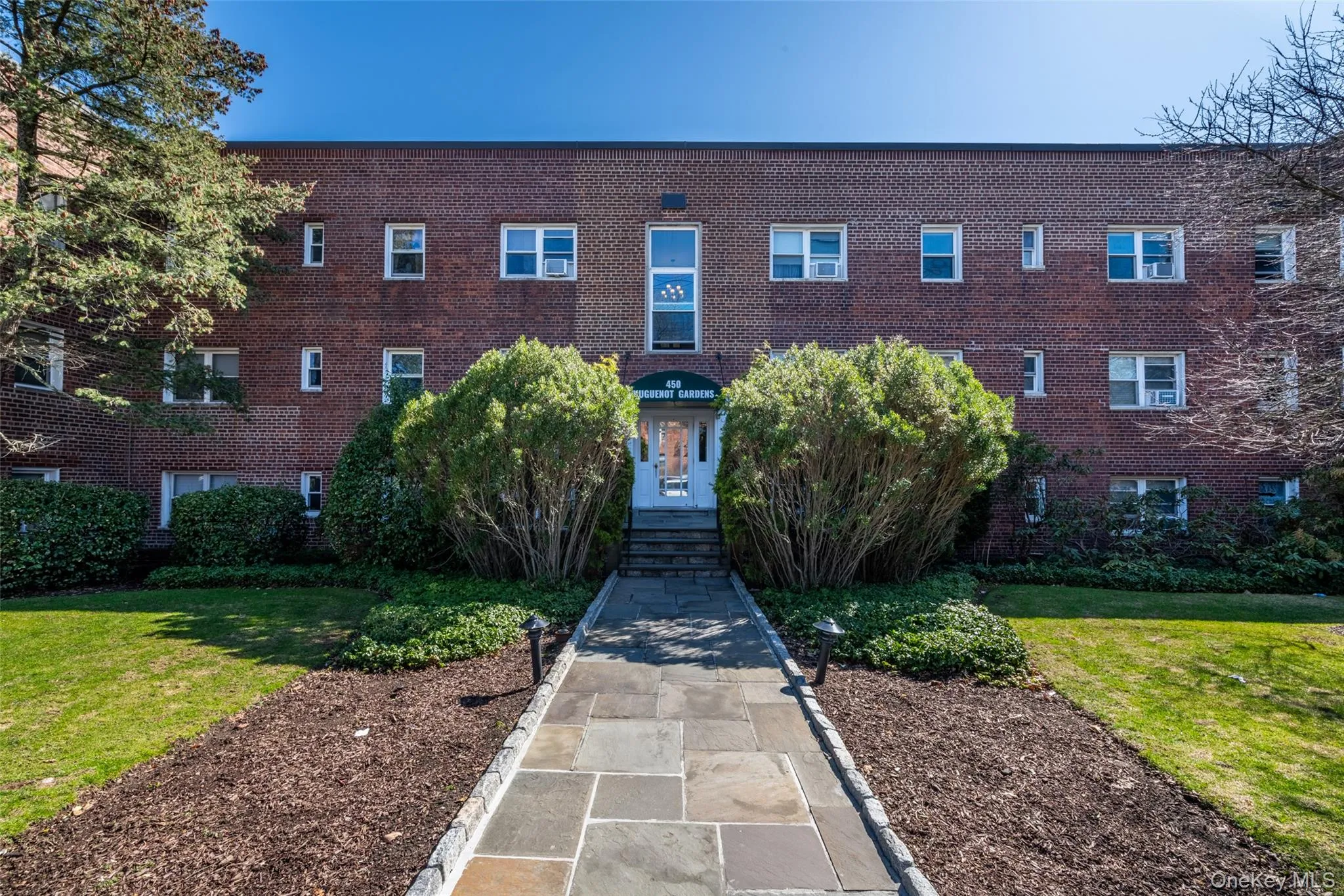 450 Pelham Road, New Rochelle, NY, 1 Bedroom Bedrooms, 4 Rooms Rooms,1 BathroomBathrooms,Residential,For Rent,Pelham,0,976440 450 Pelham Road, New Rochelle, NY, 1 Bedroom Bedrooms, 4 Rooms Rooms,1 BathroomBathrooms,Residential,For Rent,Pelham,0,976440