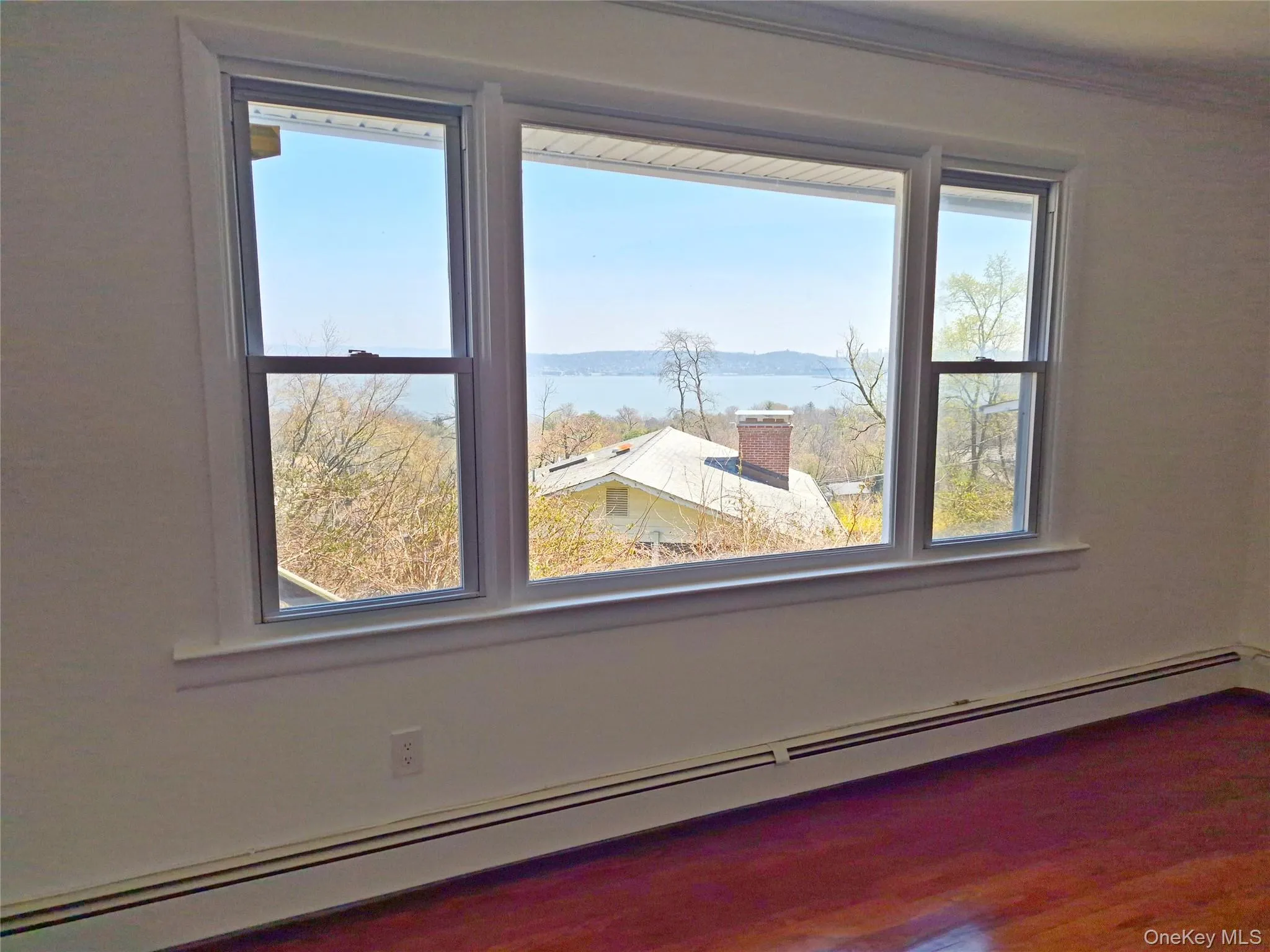 27 Oakwood Drive, Orangetown, NY, 3 Bedrooms Bedrooms, 6 Rooms Rooms,1 BathroomBathrooms,Residential Lease,For Rent,Oakwood,0,976461 27 Oakwood Drive, Orangetown, NY, 3 Bedrooms Bedrooms, 6 Rooms Rooms,1 BathroomBathrooms,Residential Lease,For Rent,Oakwood,0,976461