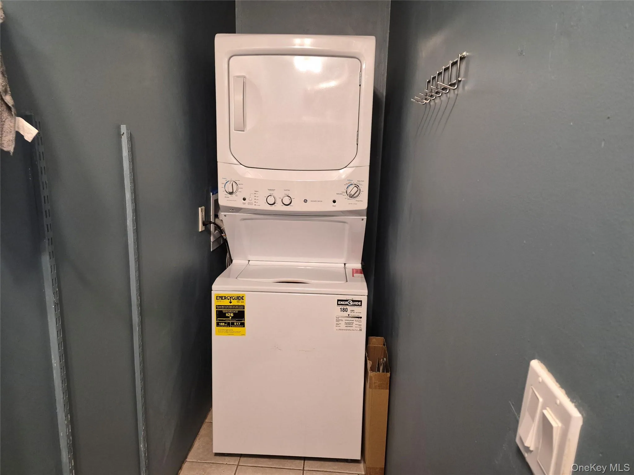 27 Oakwood Drive, Orangetown, NY, 3 Bedrooms Bedrooms, 6 Rooms Rooms,1 BathroomBathrooms,Residential Lease,For Rent,Oakwood,0,976461 27 Oakwood Drive, Orangetown, NY, 3 Bedrooms Bedrooms, 6 Rooms Rooms,1 BathroomBathrooms,Residential Lease,For Rent,Oakwood,0,976461