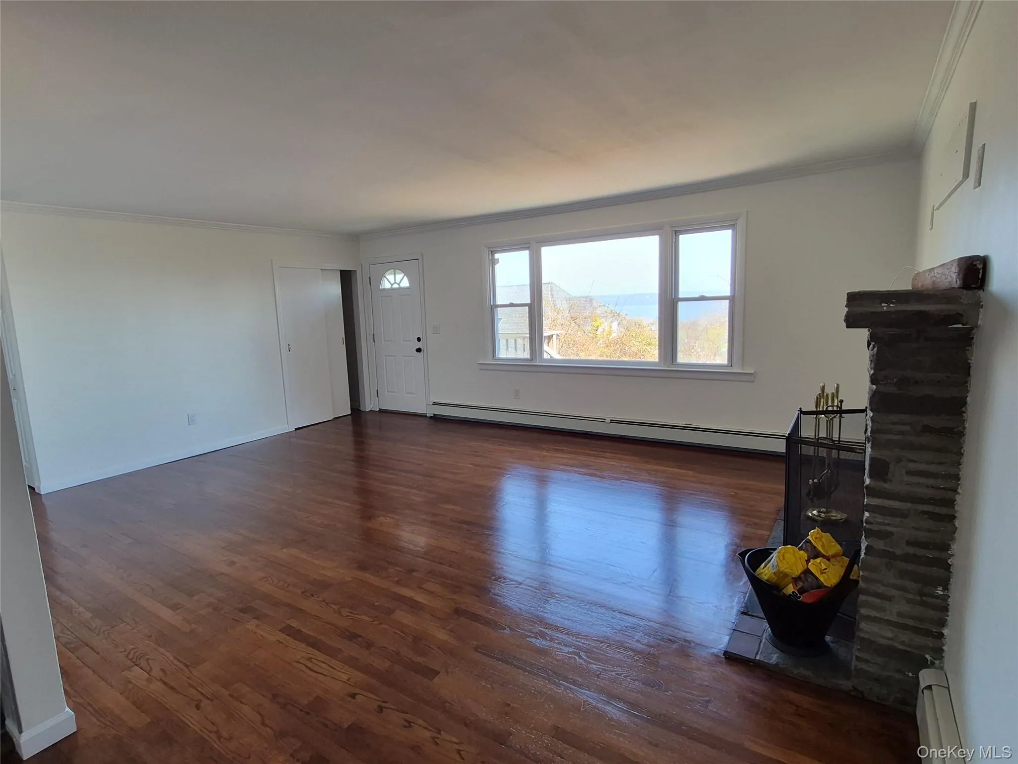 27 Oakwood Drive, Orangetown, NY, 3 Bedrooms Bedrooms, 6 Rooms Rooms,1 BathroomBathrooms,Residential Lease,For Rent,Oakwood,0,976461 27 Oakwood Drive, Orangetown, NY, 3 Bedrooms Bedrooms, 6 Rooms Rooms,1 BathroomBathrooms,Residential Lease,For Rent,Oakwood,0,976461