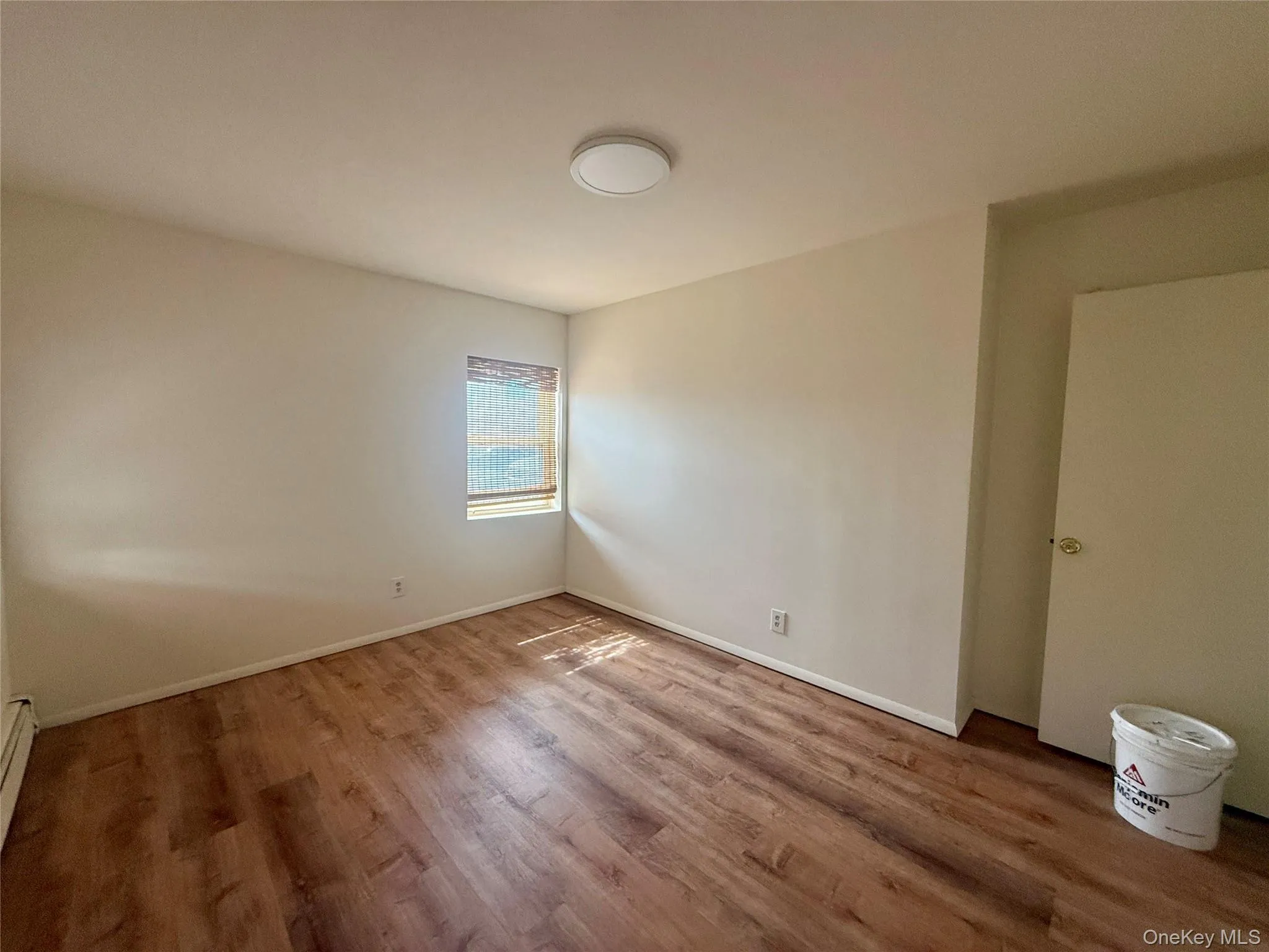 765 Shore Road, Long Beach, NY, 2 Bedrooms Bedrooms, 4 Rooms Rooms,1 BathroomBathrooms,Residential Lease,For Rent,Shore,0,976466 765 Shore Road, Long Beach, NY, 2 Bedrooms Bedrooms, 4 Rooms Rooms,1 BathroomBathrooms,Residential Lease,For Rent,Shore,0,976466