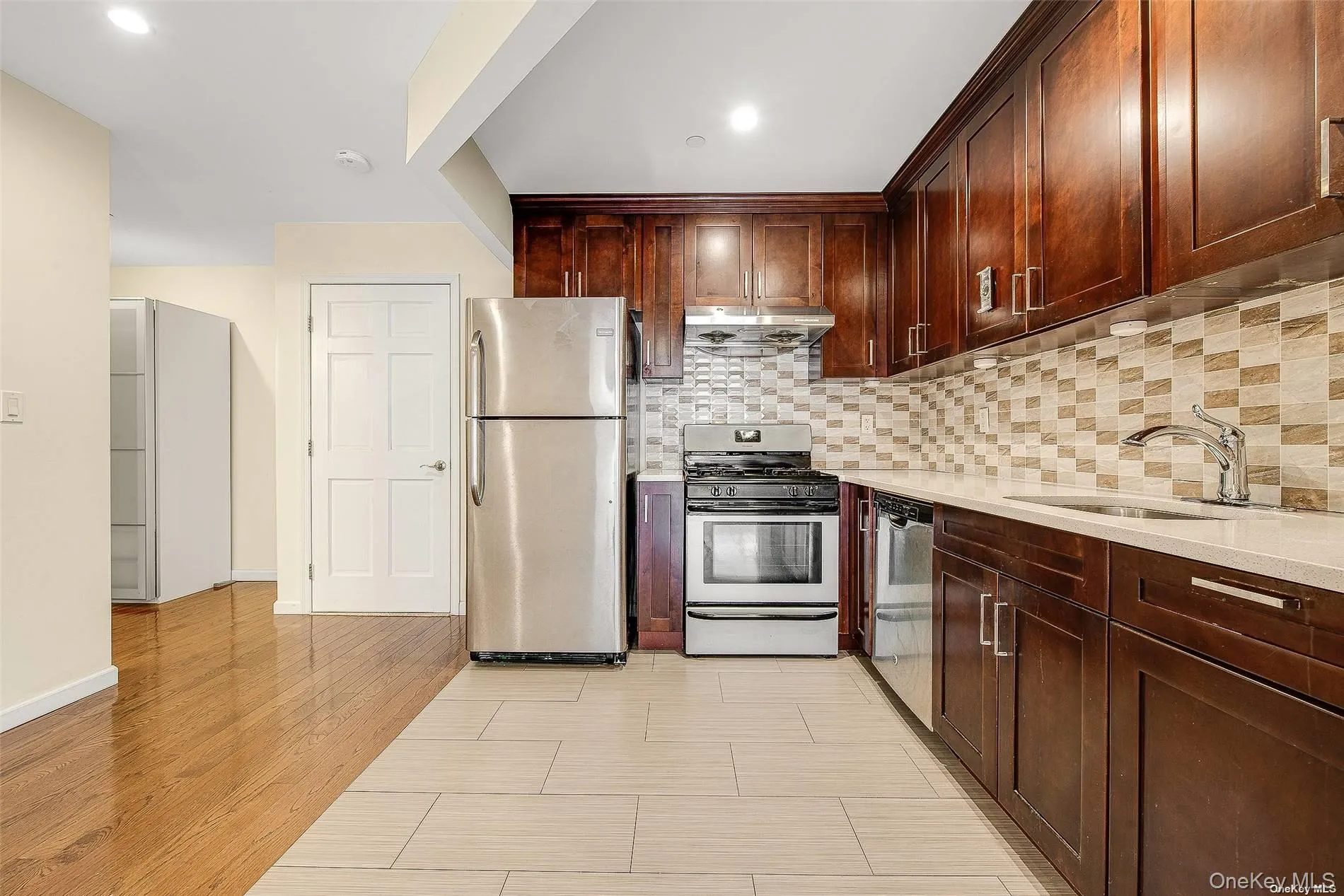 94-11 65th Road, New York, NY, 2 Bedrooms Bedrooms, 5 Rooms Rooms,2 BathroomsBathrooms,Residential Lease,For Rent,65th,0,976476 94-11 65th Road, New York, NY, 2 Bedrooms Bedrooms, 5 Rooms Rooms,2 BathroomsBathrooms,Residential Lease,For Rent,65th,0,976476