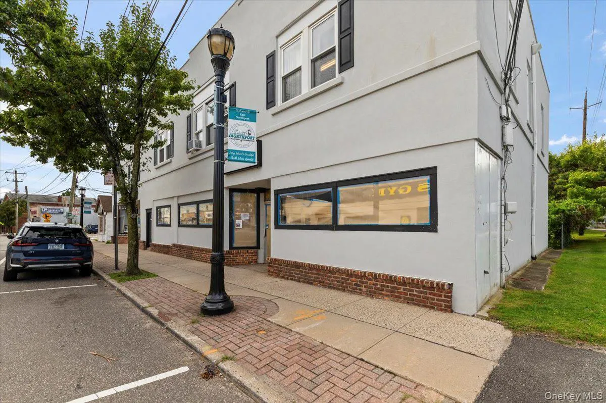 2-20 Larkfield Road, Huntington, NY, ,Commercial Lease,For Rent,Larkfield,0,976483 2-20 Larkfield Road, Huntington, NY, ,Commercial Lease,For Rent,Larkfield,0,976483