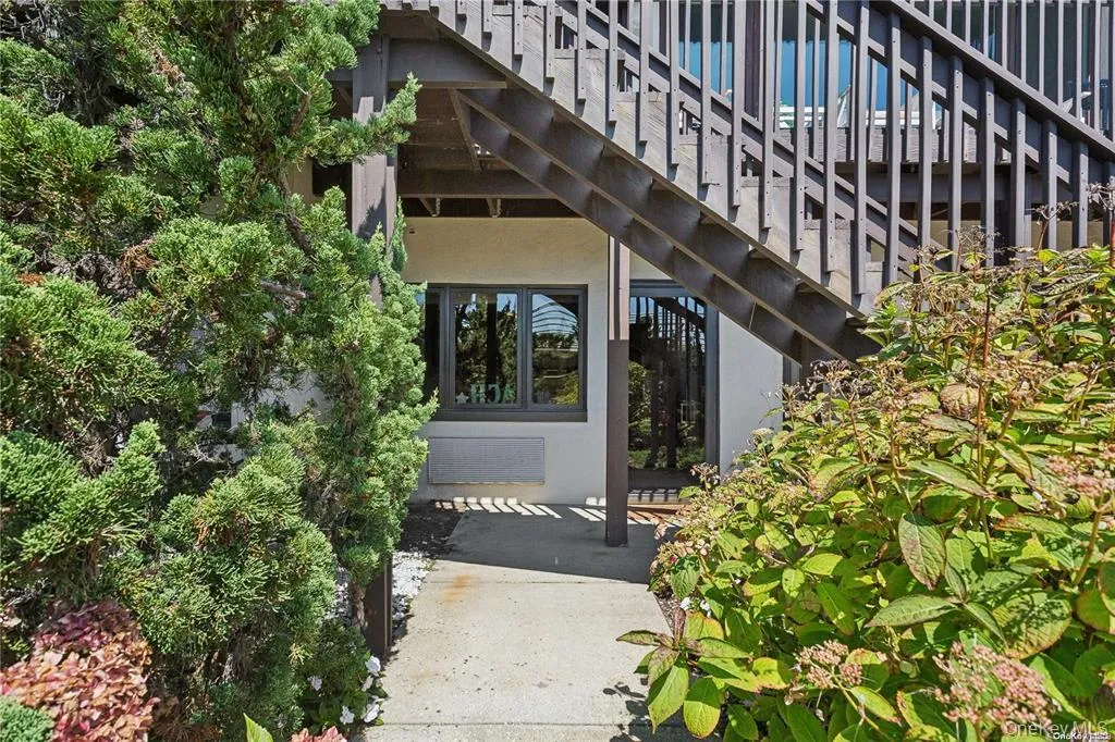 615A Oceanfront, Long Beach, NY, 3 Bedrooms Bedrooms, 7 Rooms Rooms,2 BathroomsBathrooms,Residential Lease,For Rent,Oceanfront,0,976490 615A Oceanfront, Long Beach, NY, 3 Bedrooms Bedrooms, 7 Rooms Rooms,2 BathroomsBathrooms,Residential Lease,For Rent,Oceanfront,0,976490