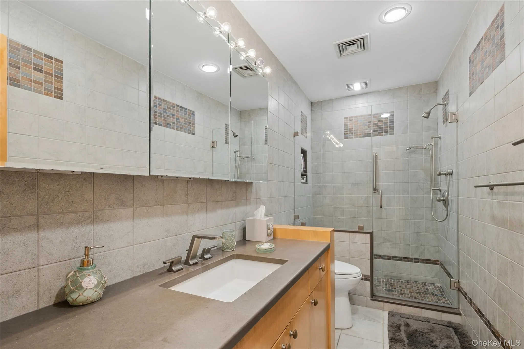 615A Oceanfront, Long Beach, NY, 3 Bedrooms Bedrooms, 7 Rooms Rooms,2 BathroomsBathrooms,Residential Lease,For Rent,Oceanfront,0,976490 615A Oceanfront, Long Beach, NY, 3 Bedrooms Bedrooms, 7 Rooms Rooms,2 BathroomsBathrooms,Residential Lease,For Rent,Oceanfront,0,976490