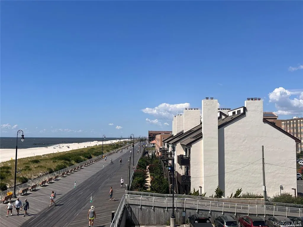 615A Oceanfront, Long Beach, NY, 3 Bedrooms Bedrooms, 7 Rooms Rooms,2 BathroomsBathrooms,Residential Lease,For Rent,Oceanfront,0,976490 615A Oceanfront, Long Beach, NY, 3 Bedrooms Bedrooms, 7 Rooms Rooms,2 BathroomsBathrooms,Residential Lease,For Rent,Oceanfront,0,976490