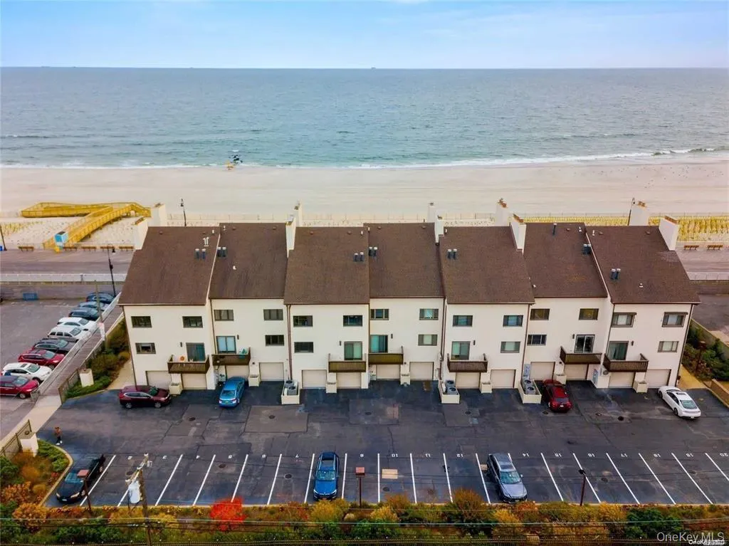 615A Oceanfront, Long Beach, NY, 3 Bedrooms Bedrooms, 7 Rooms Rooms,2 BathroomsBathrooms,Residential Lease,For Rent,Oceanfront,0,976490 615A Oceanfront, Long Beach, NY, 3 Bedrooms Bedrooms, 7 Rooms Rooms,2 BathroomsBathrooms,Residential Lease,For Rent,Oceanfront,0,976490