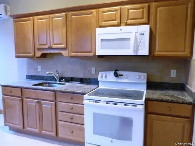 photo prior to tenant occupancy photo prior to tenant occupancy