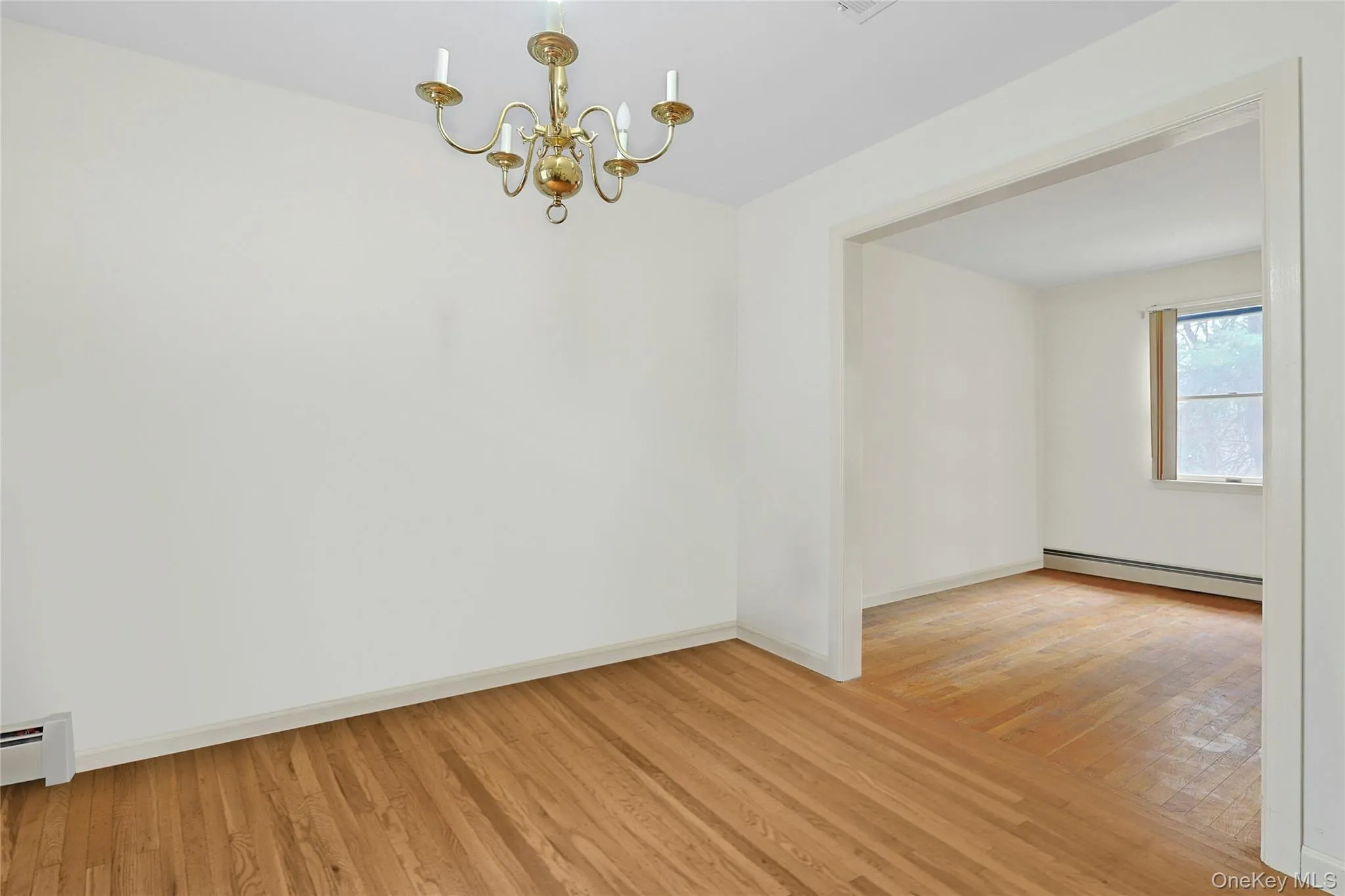 381 Route 32, Woodbury, NY, 4 Bedrooms Bedrooms, 15 Rooms Rooms,2 BathroomsBathrooms,Residential,For Rent,Route 32,0,976497 381 Route 32, Woodbury, NY, 4 Bedrooms Bedrooms, 15 Rooms Rooms,2 BathroomsBathrooms,Residential,For Rent,Route 32,0,976497