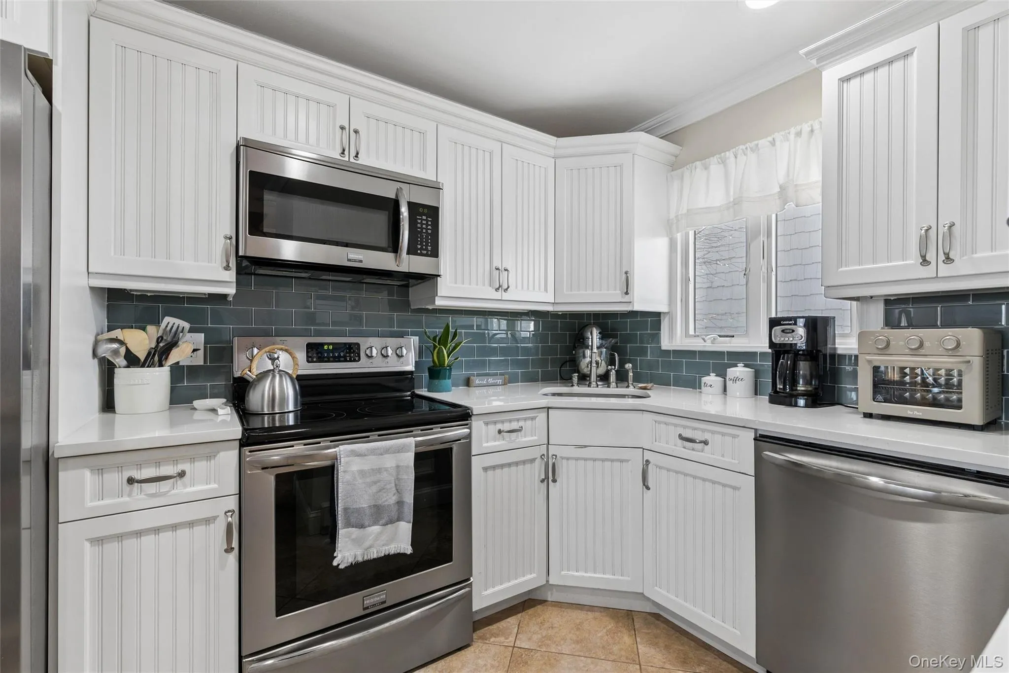 3013 Mitchell Road, Southampton, NY, 2 Bedrooms Bedrooms, 5 Rooms Rooms,3 BathroomsBathrooms,Residential Lease,For Rent,Mitchell,0,976501 3013 Mitchell Road, Southampton, NY, 2 Bedrooms Bedrooms, 5 Rooms Rooms,3 BathroomsBathrooms,Residential Lease,For Rent,Mitchell,0,976501