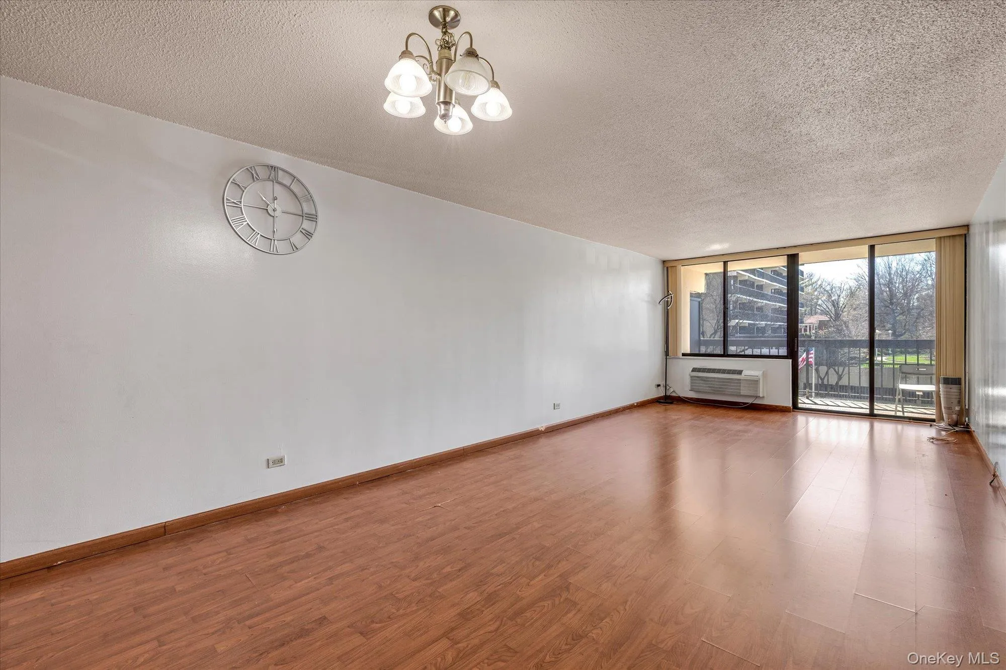 15038 Union Turnpike, New York, NY, 1 Bedroom Bedrooms, 4 Rooms Rooms,1 BathroomBathrooms,Residential,For Rent,Union,0,976517 15038 Union Turnpike, New York, NY, 1 Bedroom Bedrooms, 4 Rooms Rooms,1 BathroomBathrooms,Residential,For Rent,Union,0,976517