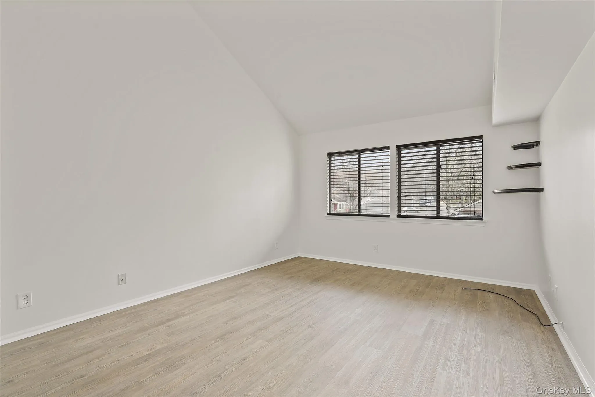 Large bedroom with lots of natural sunlight Large bedroom with lots of natural sunlight