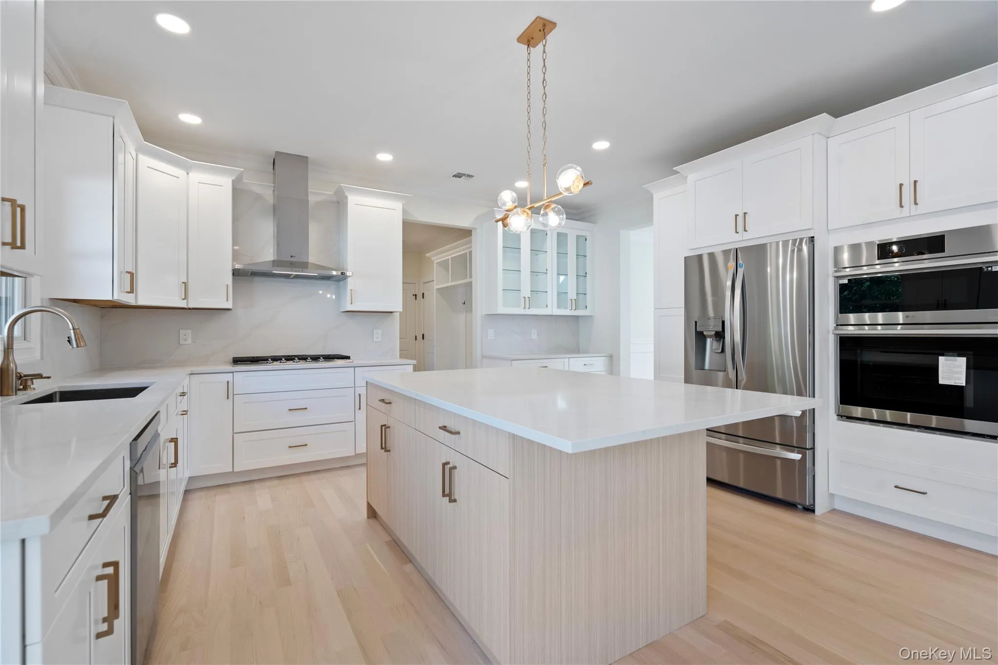 5 Steuben Drive, Oyster Bay, NY, 5 Bedrooms Bedrooms, 12 Rooms Rooms,4 BathroomsBathrooms,Residential,For Rent,Steuben,0,976535 5 Steuben Drive, Oyster Bay, NY, 5 Bedrooms Bedrooms, 12 Rooms Rooms,4 BathroomsBathrooms,Residential,For Rent,Steuben,0,976535