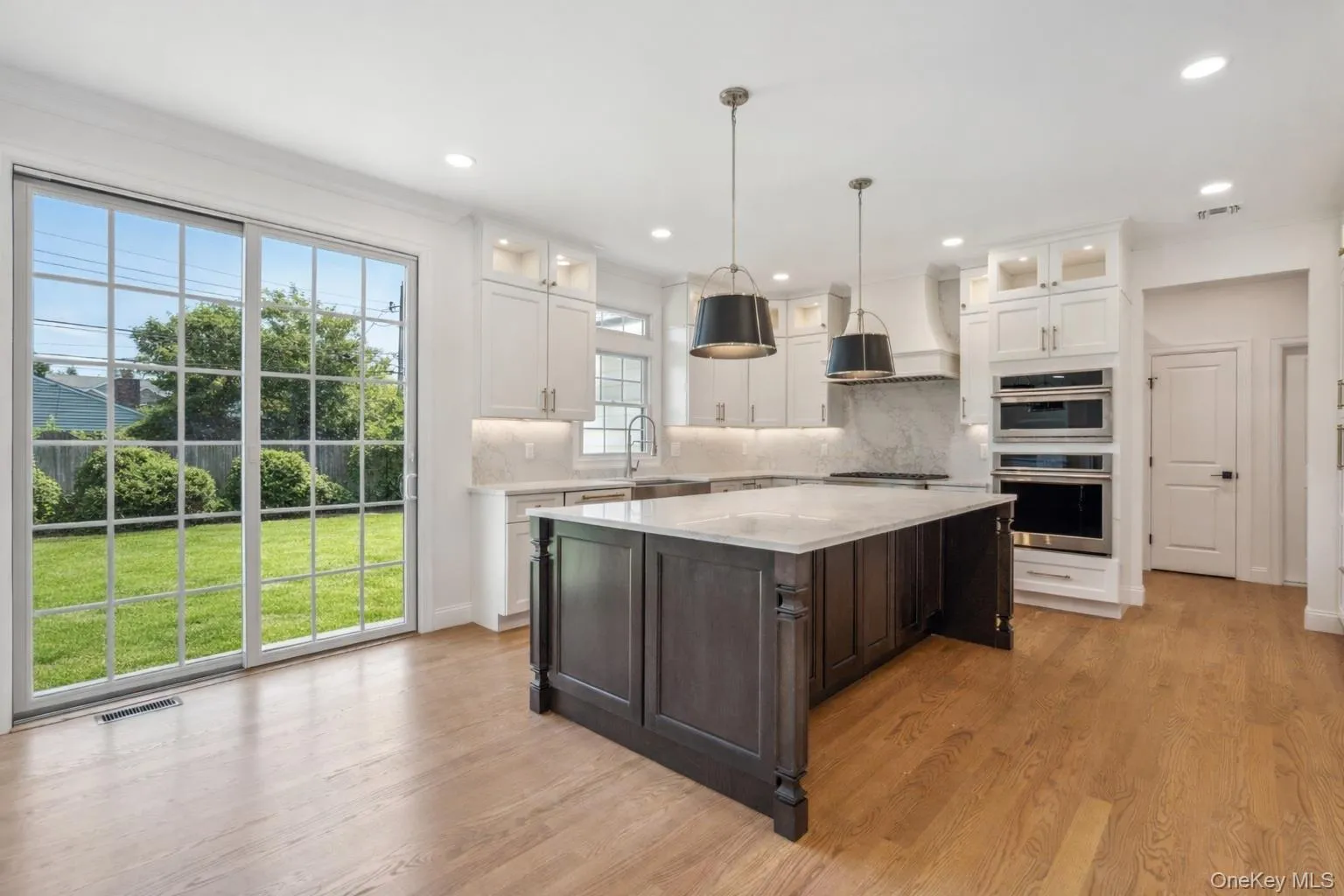 5 Steuben Drive, Oyster Bay, NY, 5 Bedrooms Bedrooms, 12 Rooms Rooms,4 BathroomsBathrooms,Residential,For Rent,Steuben,0,976535 5 Steuben Drive, Oyster Bay, NY, 5 Bedrooms Bedrooms, 12 Rooms Rooms,4 BathroomsBathrooms,Residential,For Rent,Steuben,0,976535