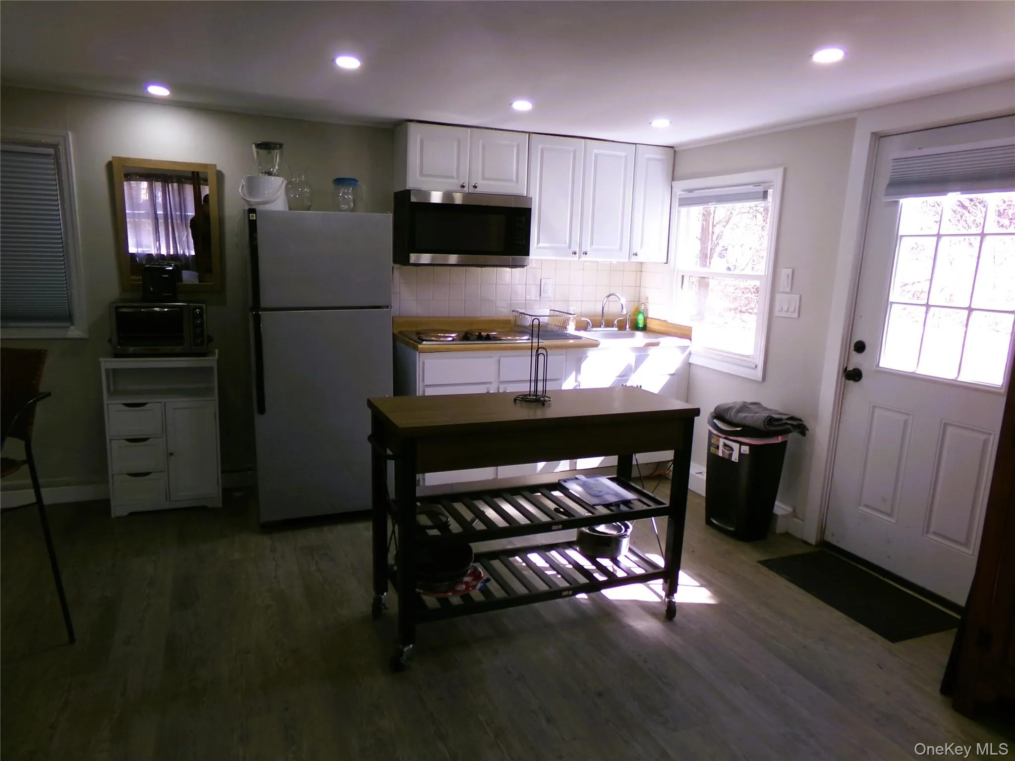 406 SEPASCO CENTER Street, Rhinebeck, NY, 1 Bedroom Bedrooms, 1 Room Rooms,1 BathroomBathrooms,Residential Lease,For Rent,SEPASCO CENTER,0,976542 406 SEPASCO CENTER Street, Rhinebeck, NY, 1 Bedroom Bedrooms, 1 Room Rooms,1 BathroomBathrooms,Residential Lease,For Rent,SEPASCO CENTER,0,976542