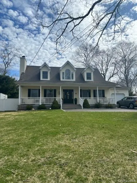48 N Columbine Avenue, Southampton, New York 11946