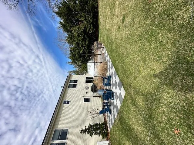 48 N Columbine Avenue, Southampton, New York 11946