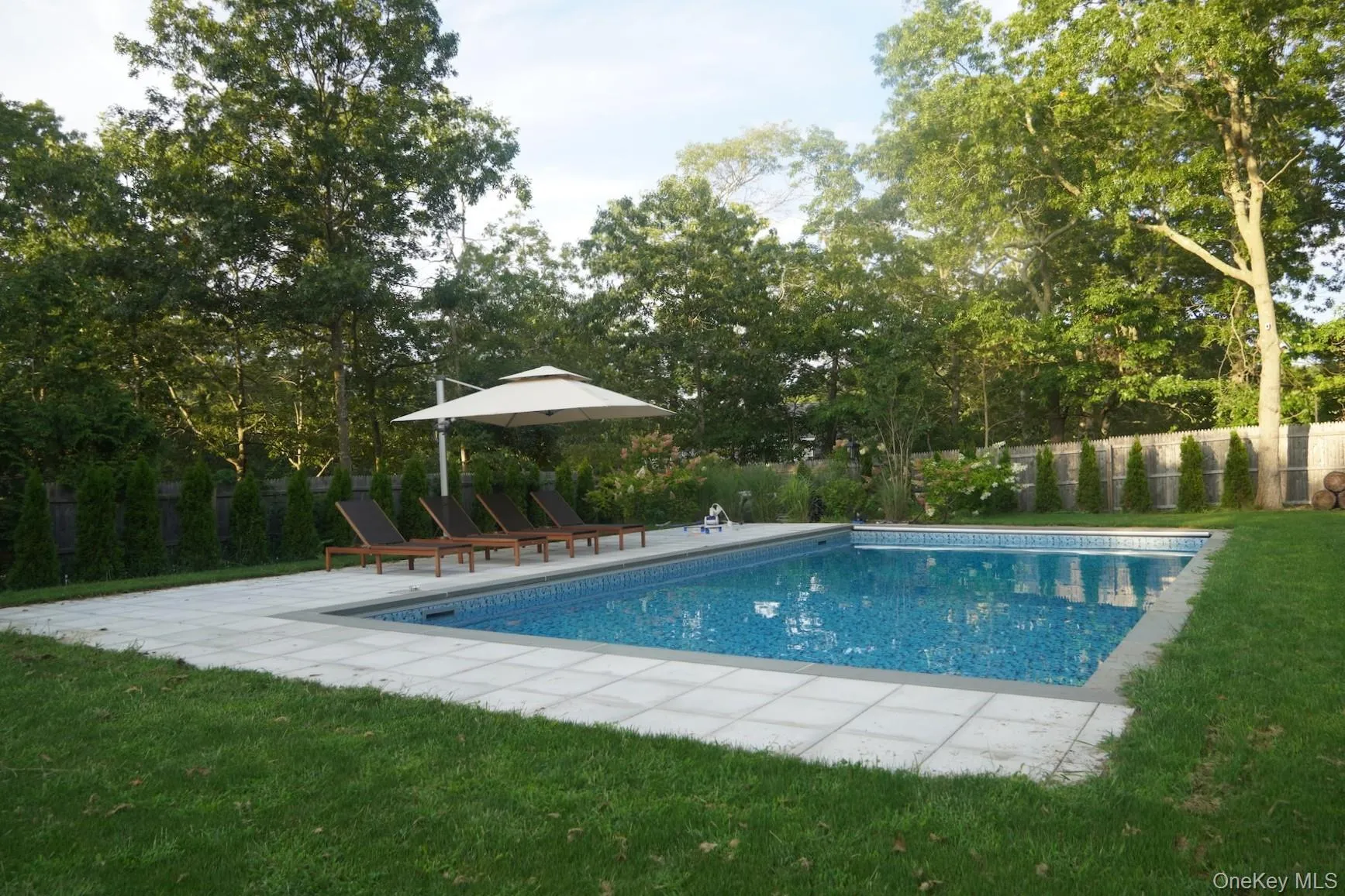 48 N Columbine Avenue, Southampton, New York 11946