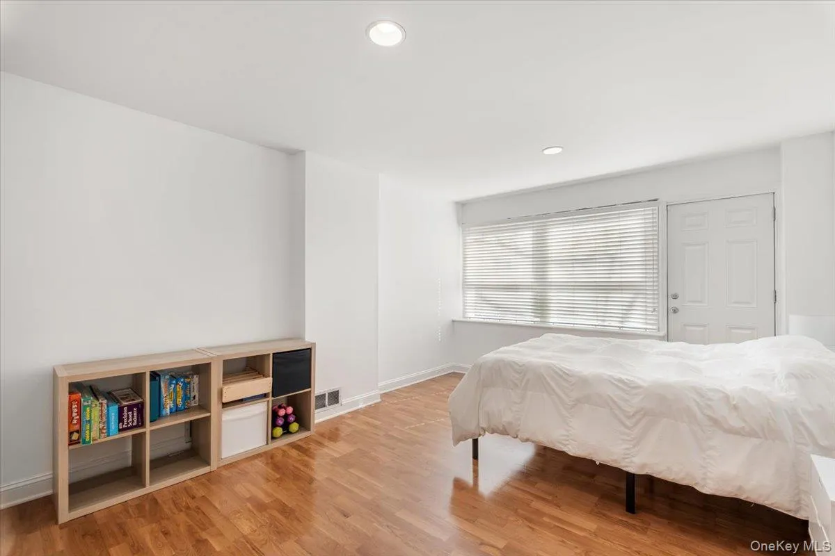 Lower level bedroom with separate entrance Lower level bedroom with separate entrance