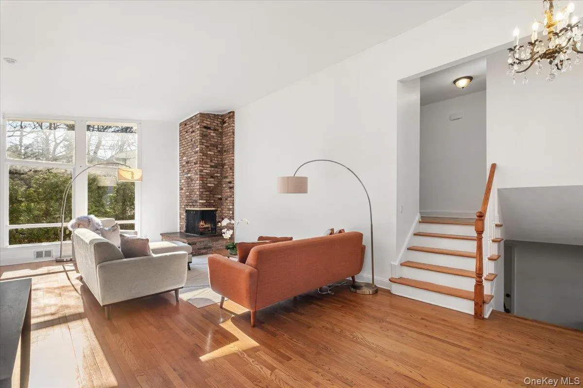 6A Dickel Road, Scarsdale, NY, 6 Bedrooms Bedrooms, 9 Rooms Rooms,3 BathroomsBathrooms,Residential Lease,For Rent,Dickel,0,976554 6A Dickel Road, Scarsdale, NY, 6 Bedrooms Bedrooms, 9 Rooms Rooms,3 BathroomsBathrooms,Residential Lease,For Rent,Dickel,0,976554