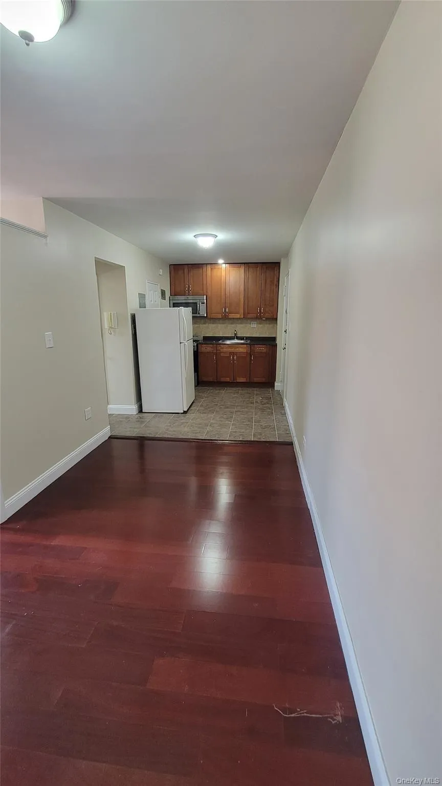 141-60 84th Road, New York, NY, 2 Rooms Rooms,1 BathroomBathrooms,Residential Lease,For Rent,84th,0,976583 141-60 84th Road, New York, NY, 2 Rooms Rooms,1 BathroomBathrooms,Residential Lease,For Rent,84th,0,976583