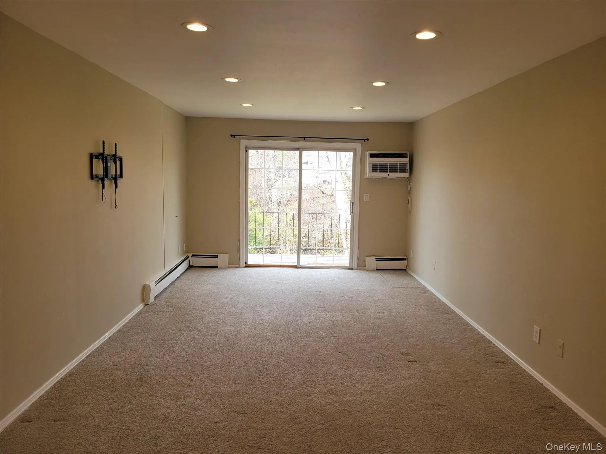 100 Towne House Village, Islip, NY, 1 Bedroom Bedrooms, 4 Rooms Rooms,1 BathroomBathrooms,Residential Lease,For Rent,Towne House Village,0,976585 100 Towne House Village, Islip, NY, 1 Bedroom Bedrooms, 4 Rooms Rooms,1 BathroomBathrooms,Residential Lease,For Rent,Towne House Village,0,976585